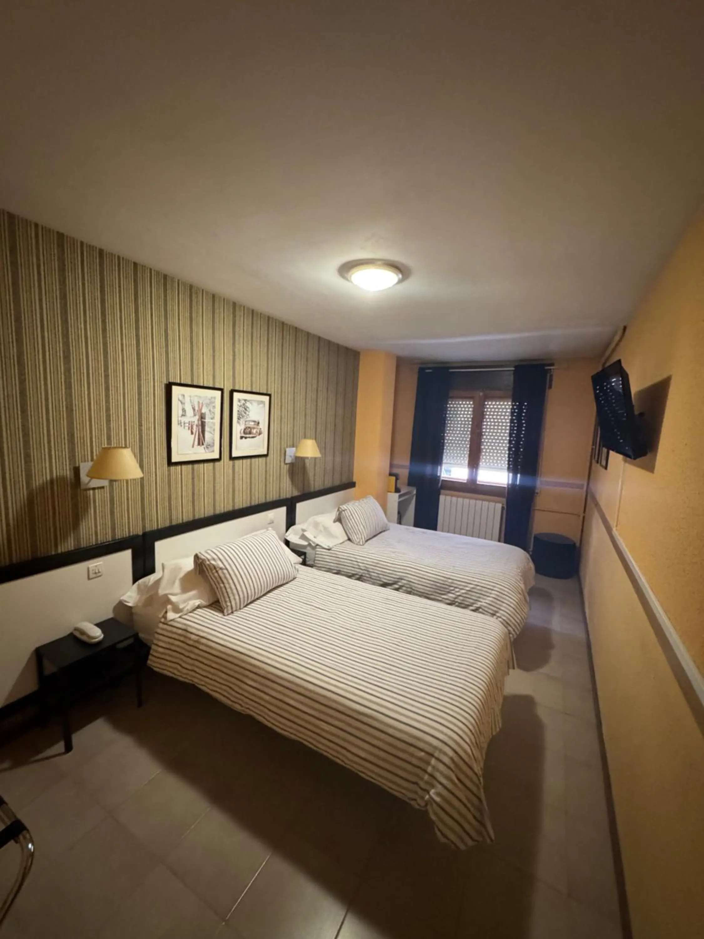 Bedroom, Bed in Hotel Copacabana