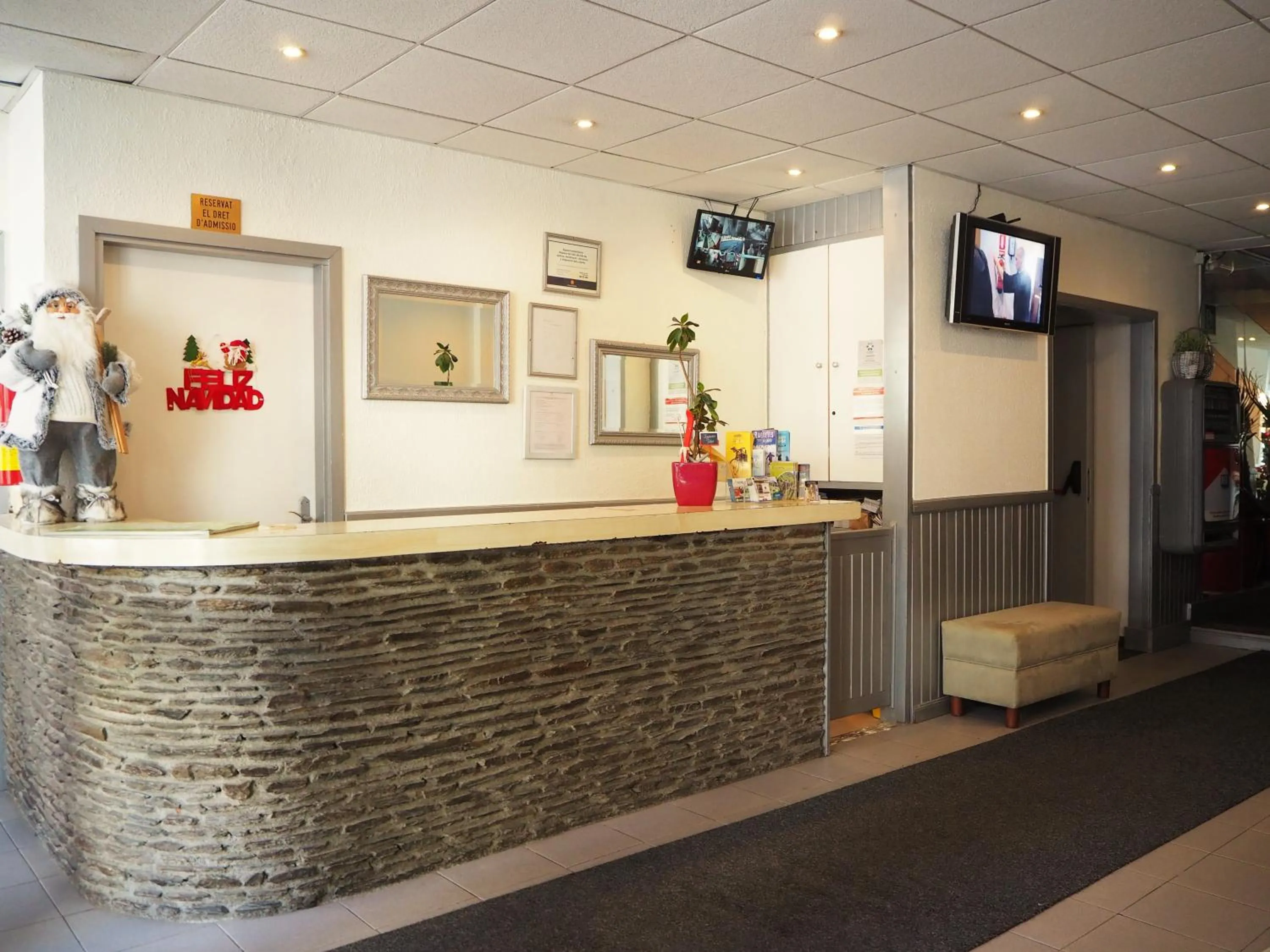 Lobby or reception in Hotel Copacabana