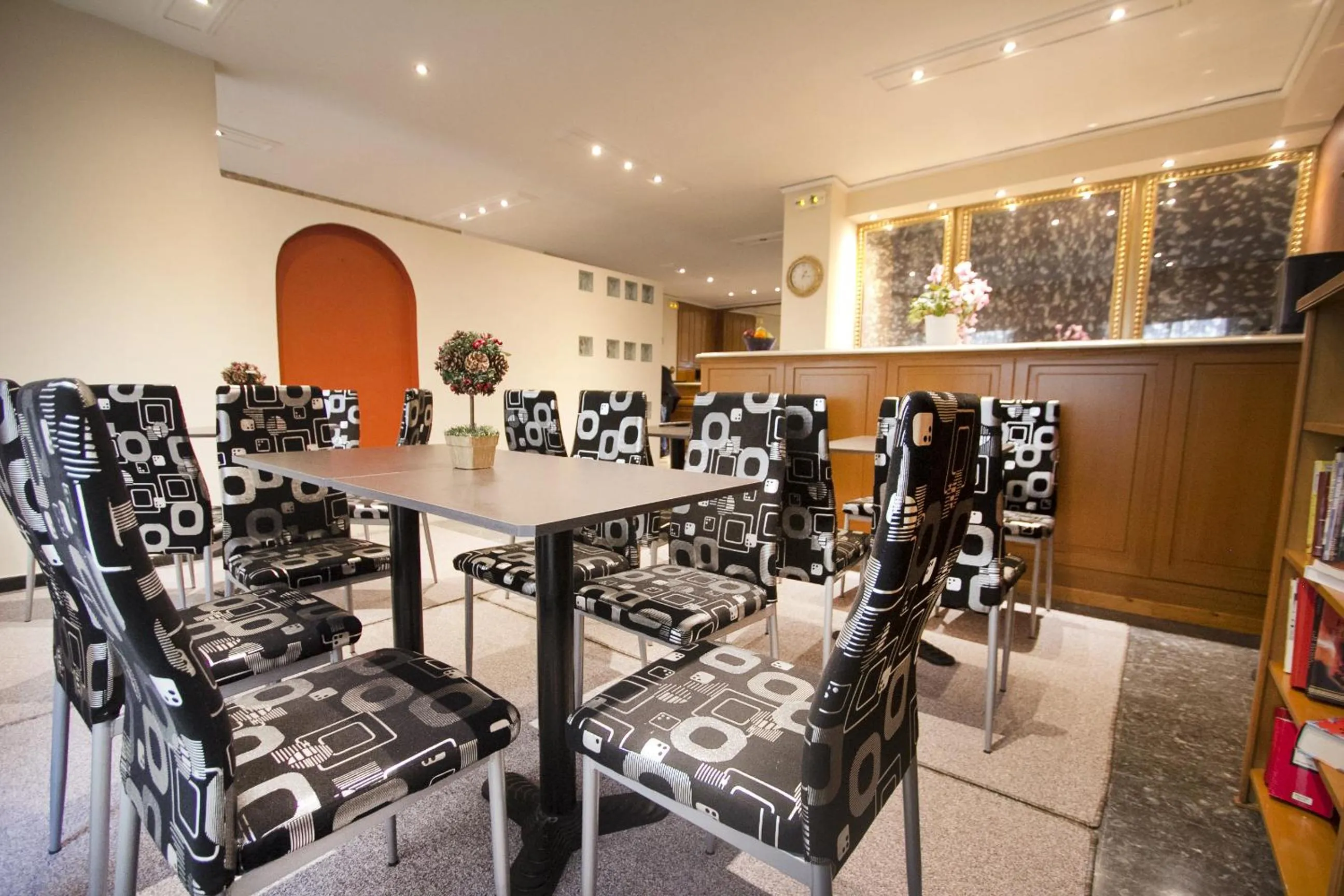 Lounge or bar in Zappion Hotel