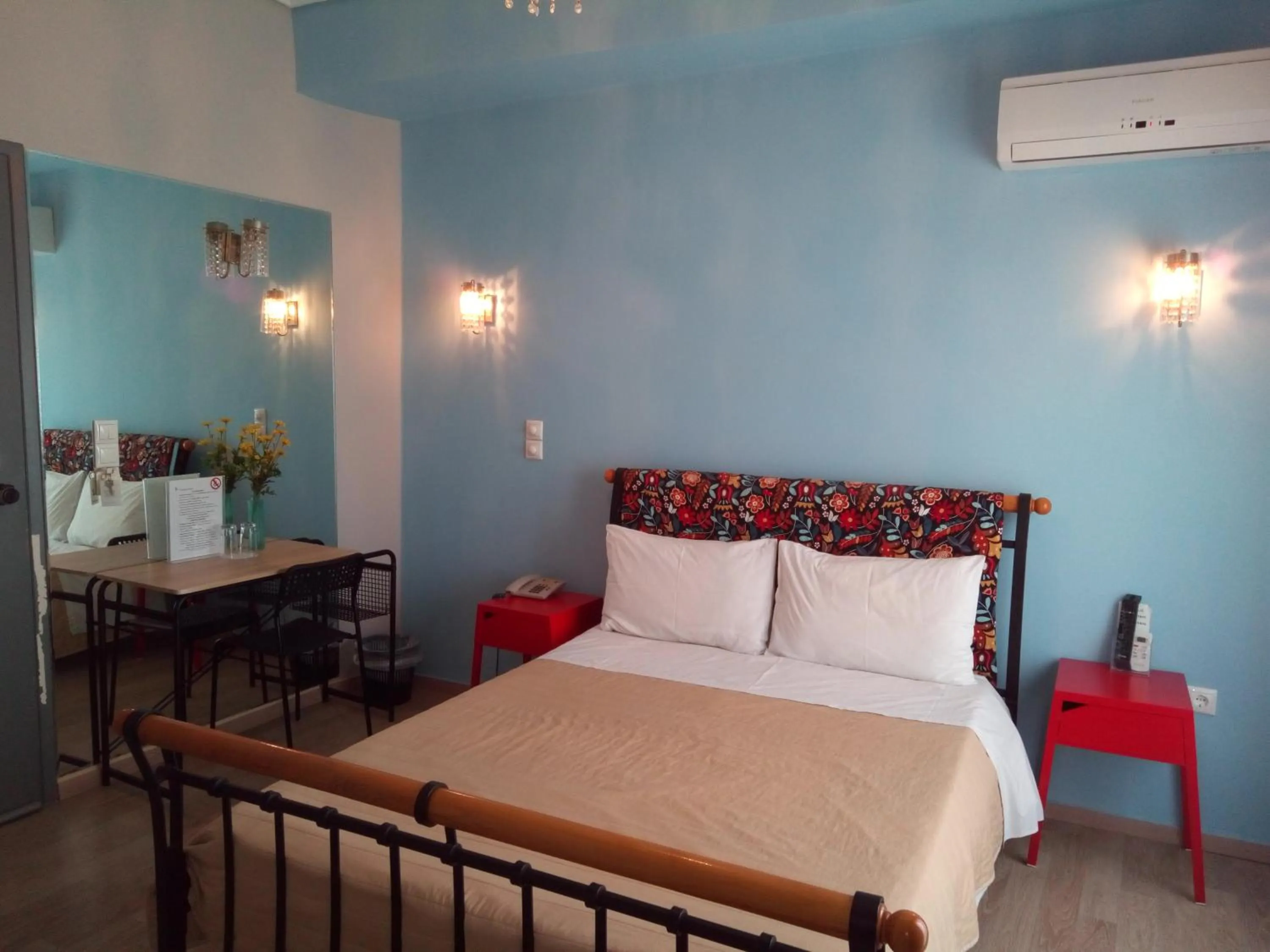 Bedroom, Bed in Zappion Hotel