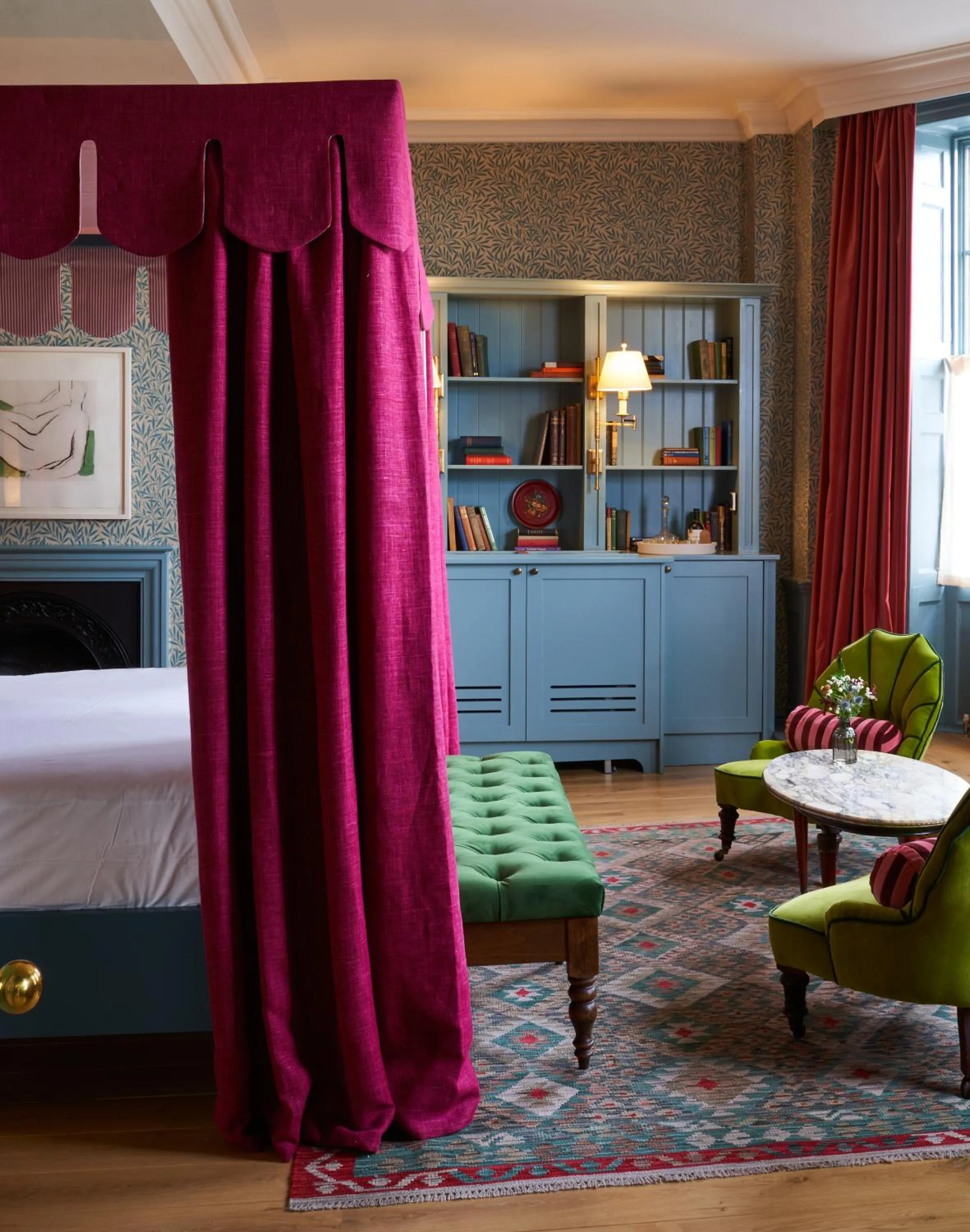 Decorative detail, Bed in The Mitre, Hampton Court