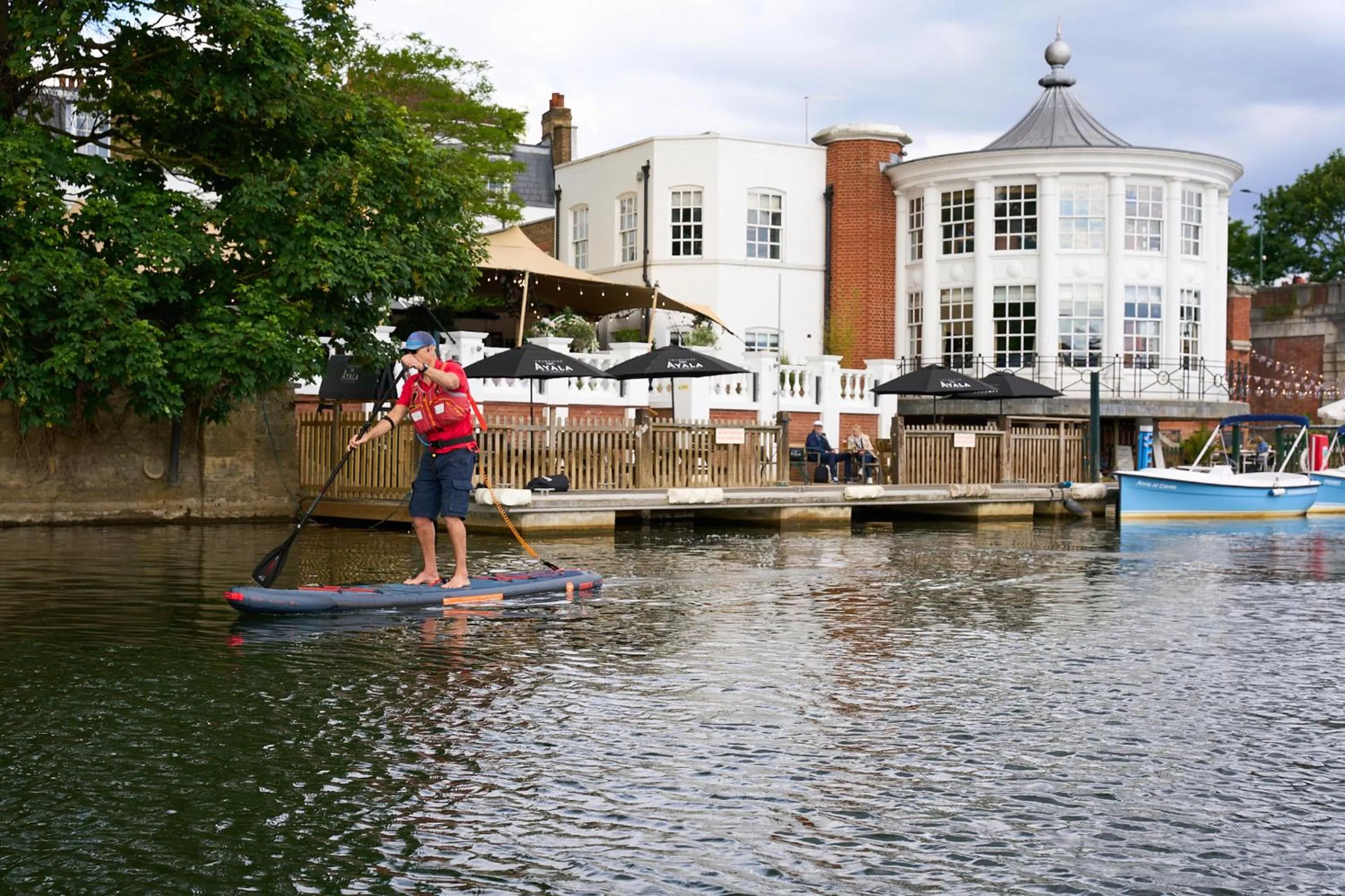 Property building in The Mitre, Hampton Court