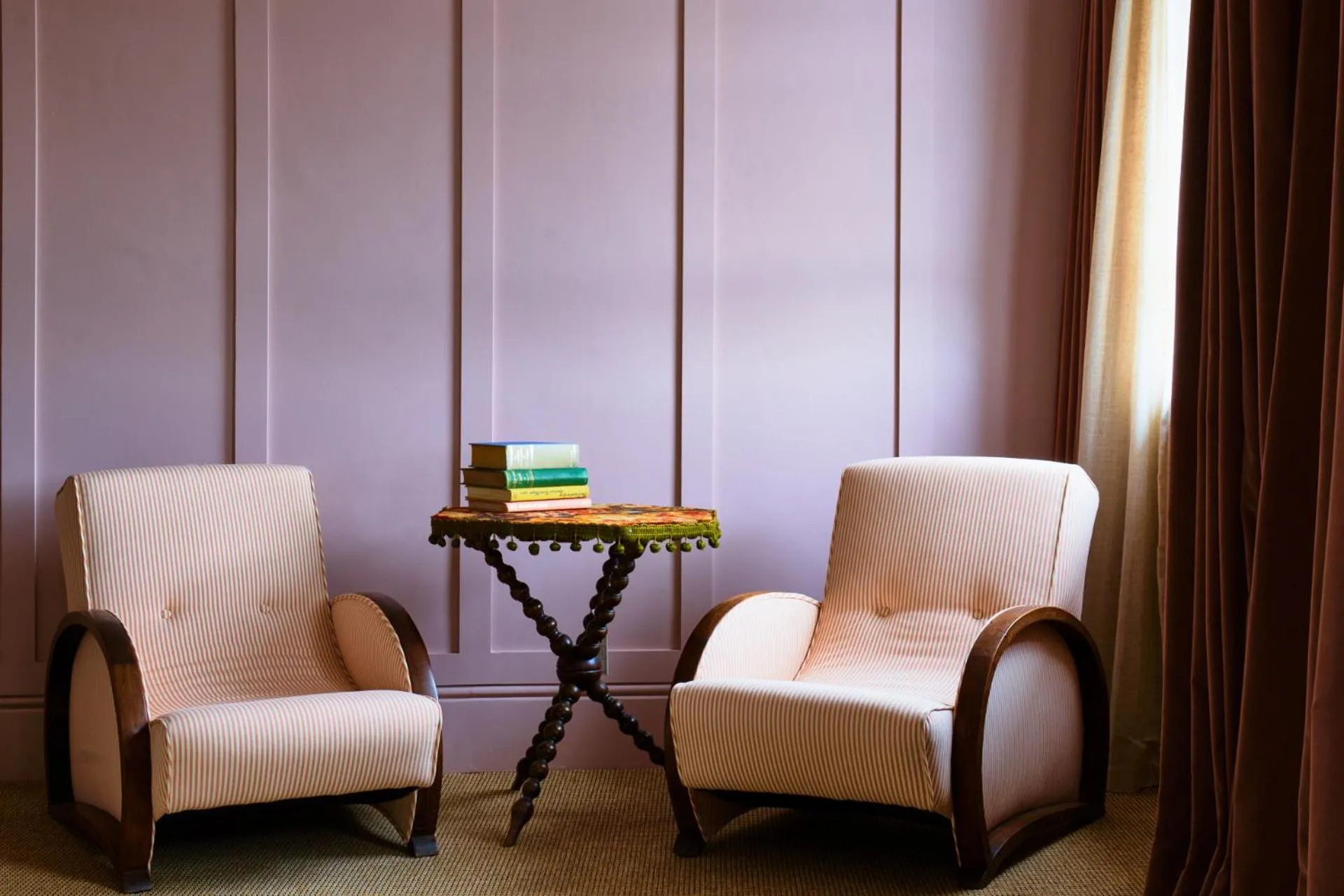 Decorative detail in The Mitre, Hampton Court