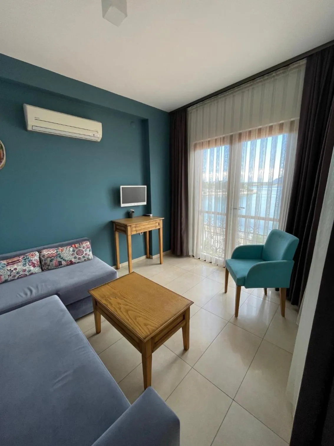 TV and multimedia in Veziroğlu Apart