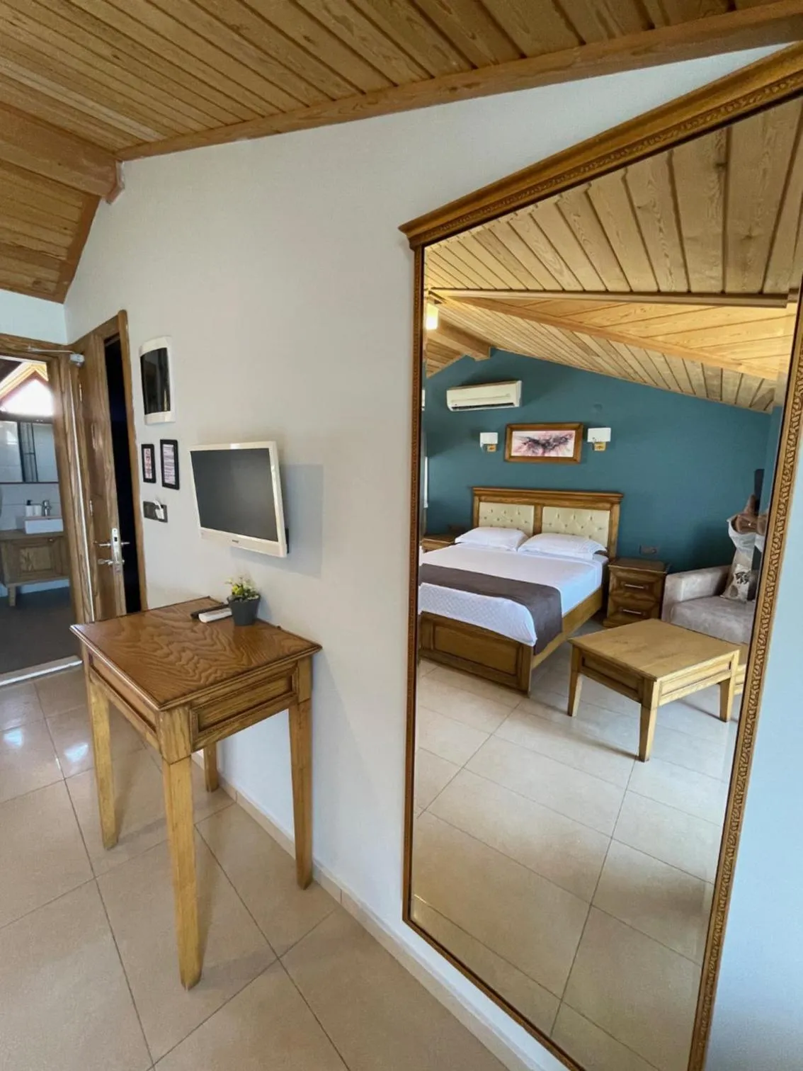 Bedroom, Bed in Veziroğlu Apart