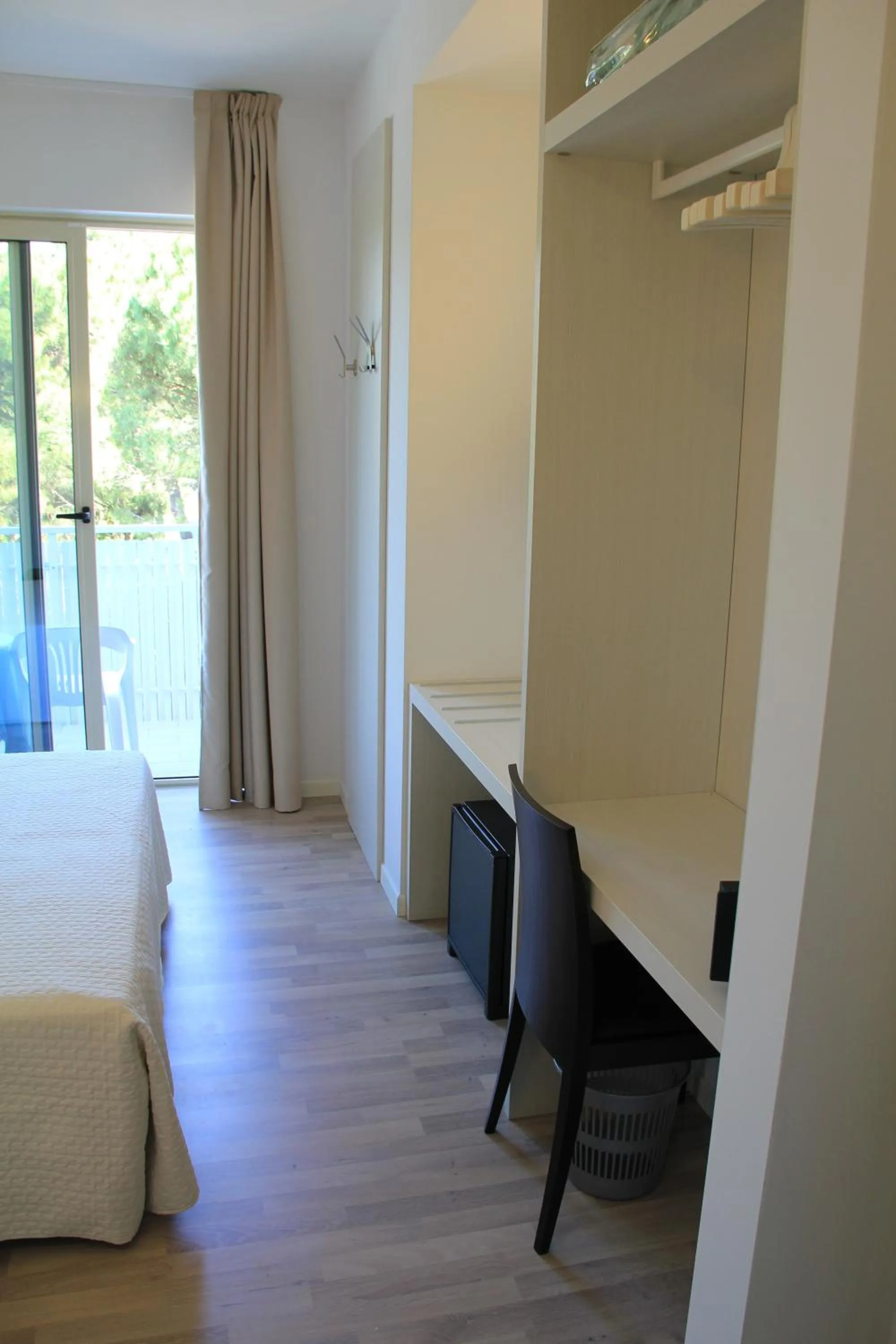 Seating area, Bed in Hotel Meublè Nazionale