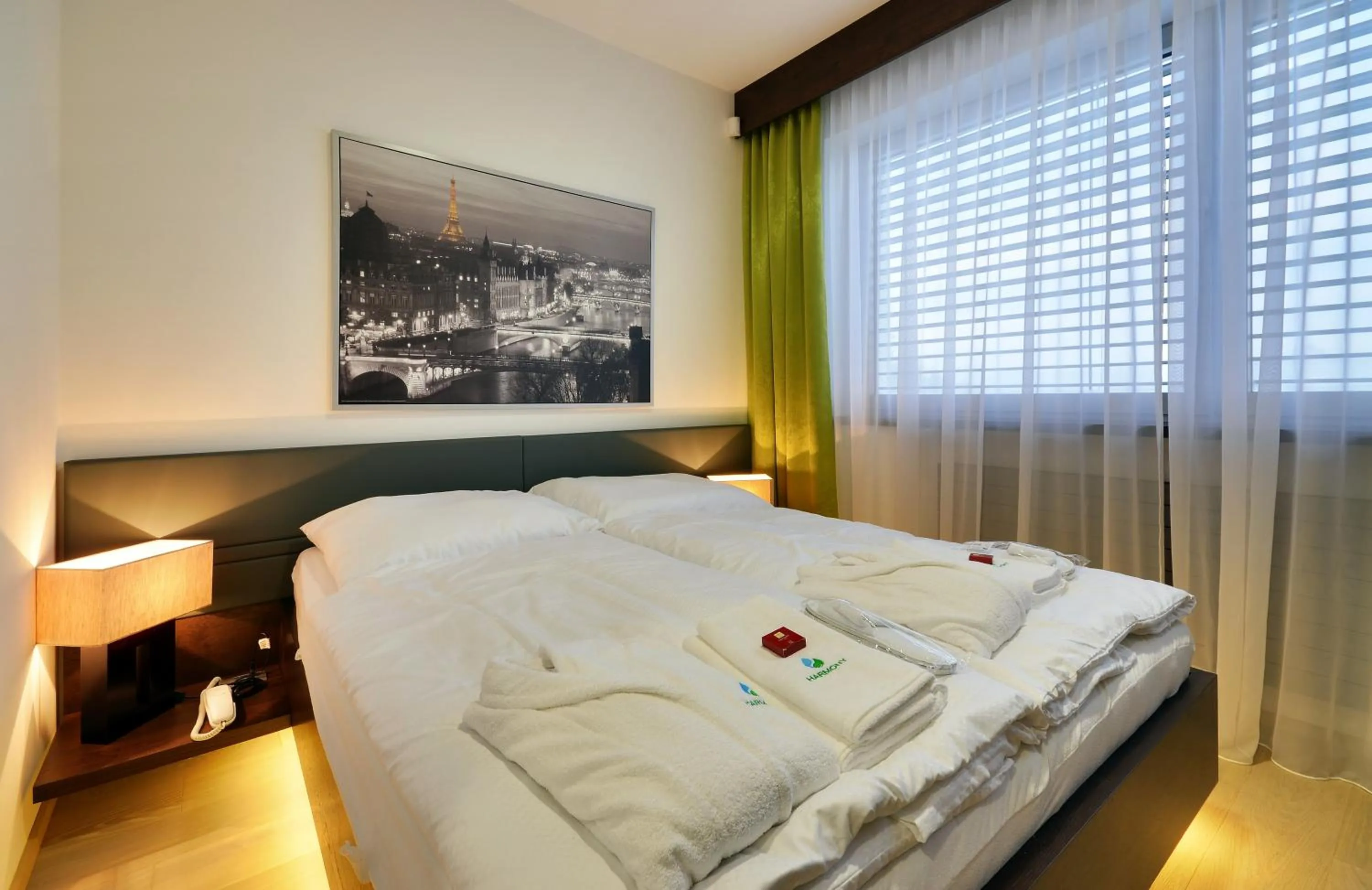 Photo of the whole room, Bed in Hotel Harmony Medical & Wellness-Free Parking, 1,8km from the center
