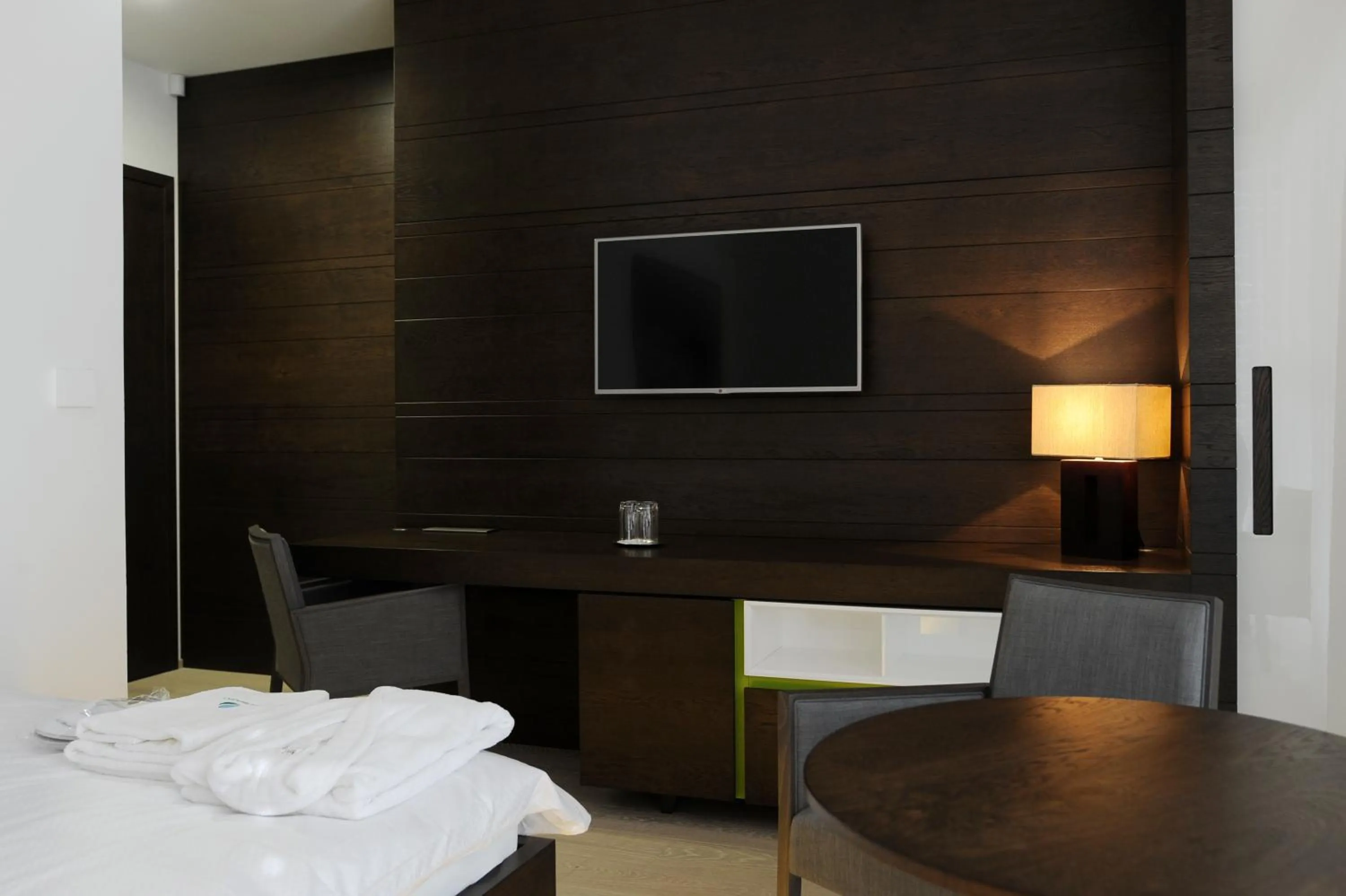 Seating area, Bed in Hotel Harmony Medical & Wellness-Free Parking, 1,8km from the center