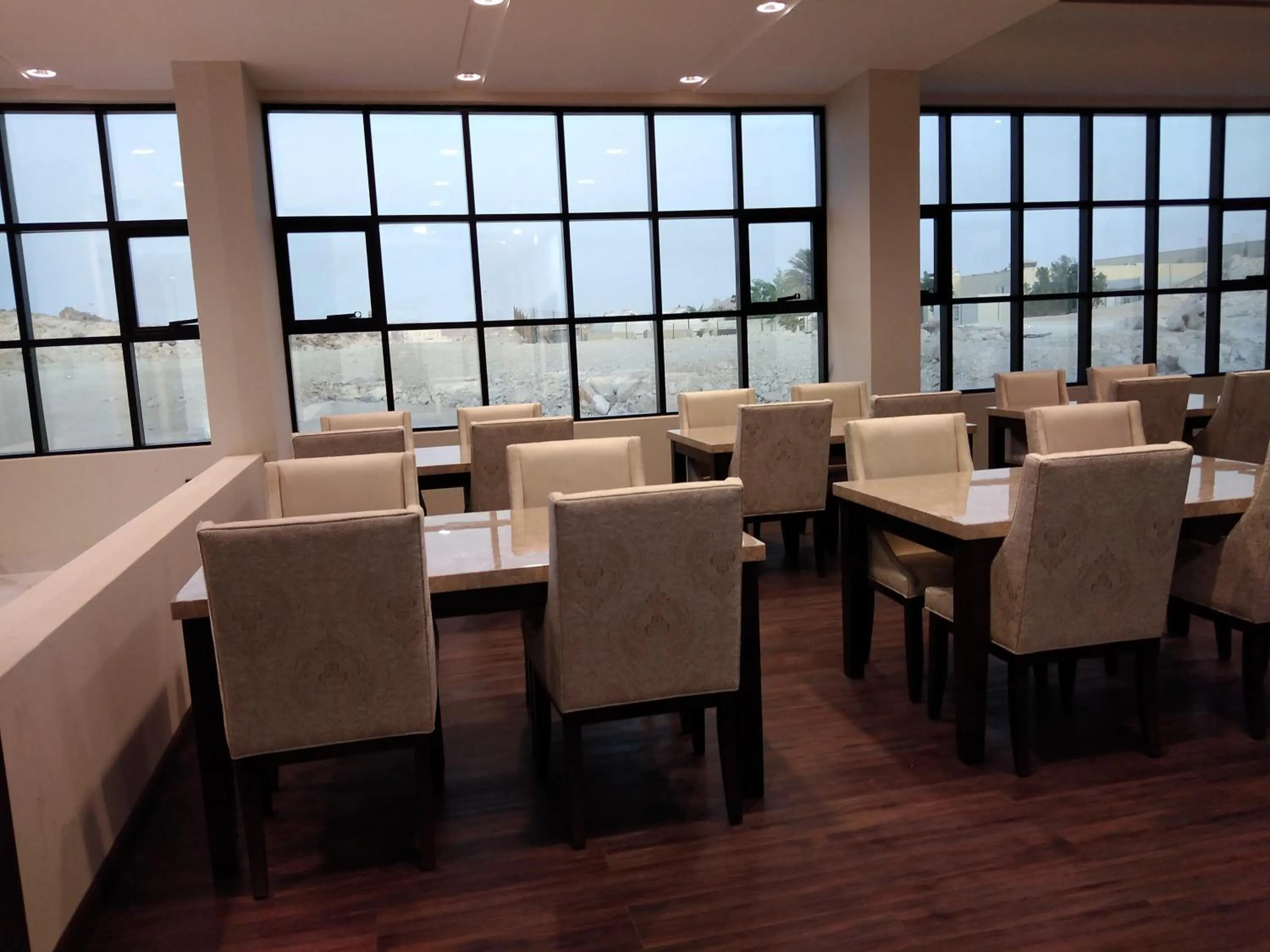 Restaurant/places to eat in Nebula Hotel