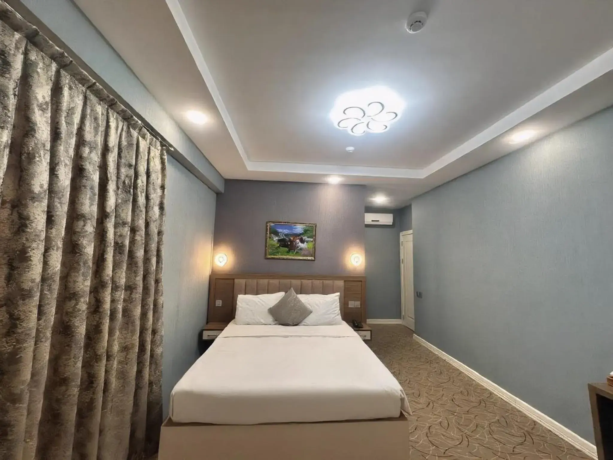 Standard Double Room in Royal Meridien Hotel Standard Double Room in Royal Meridien Hotel