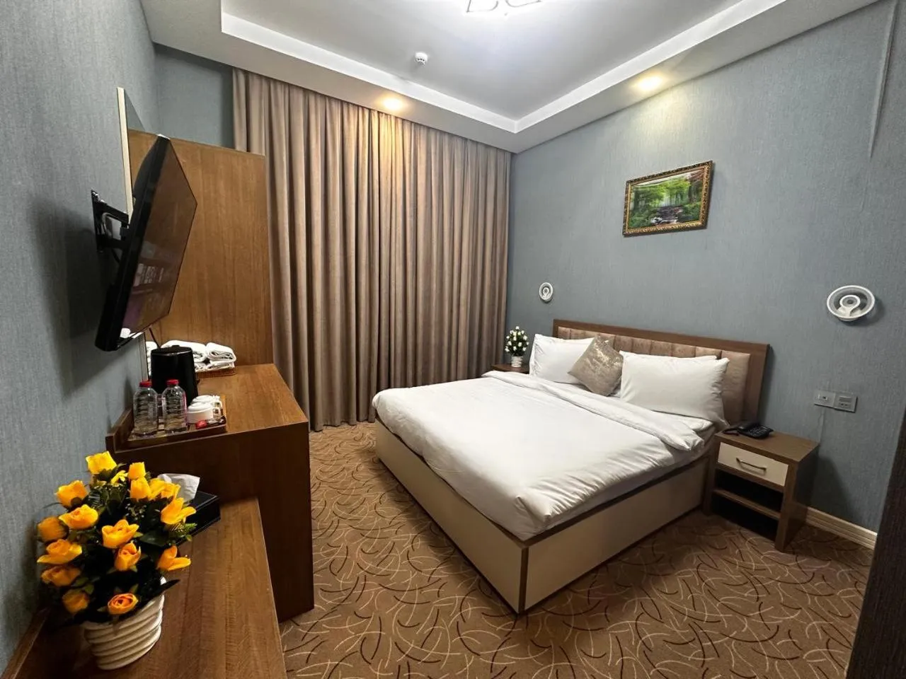 Bed in Royal Meridien Hotel