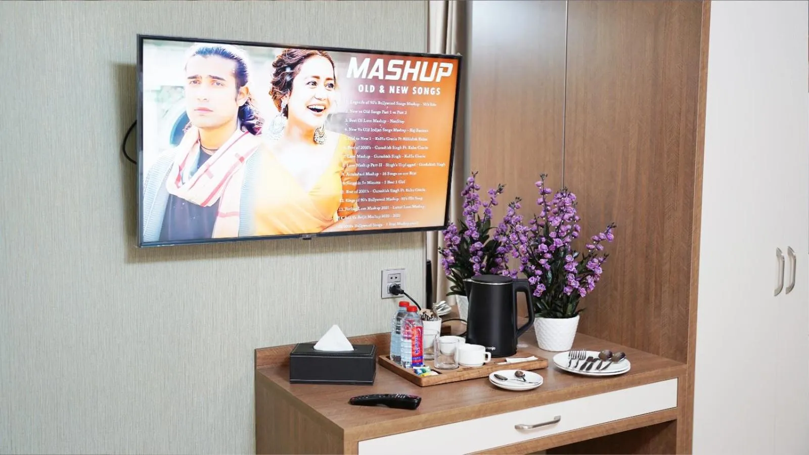 TV and multimedia in Royal Meridien Hotel