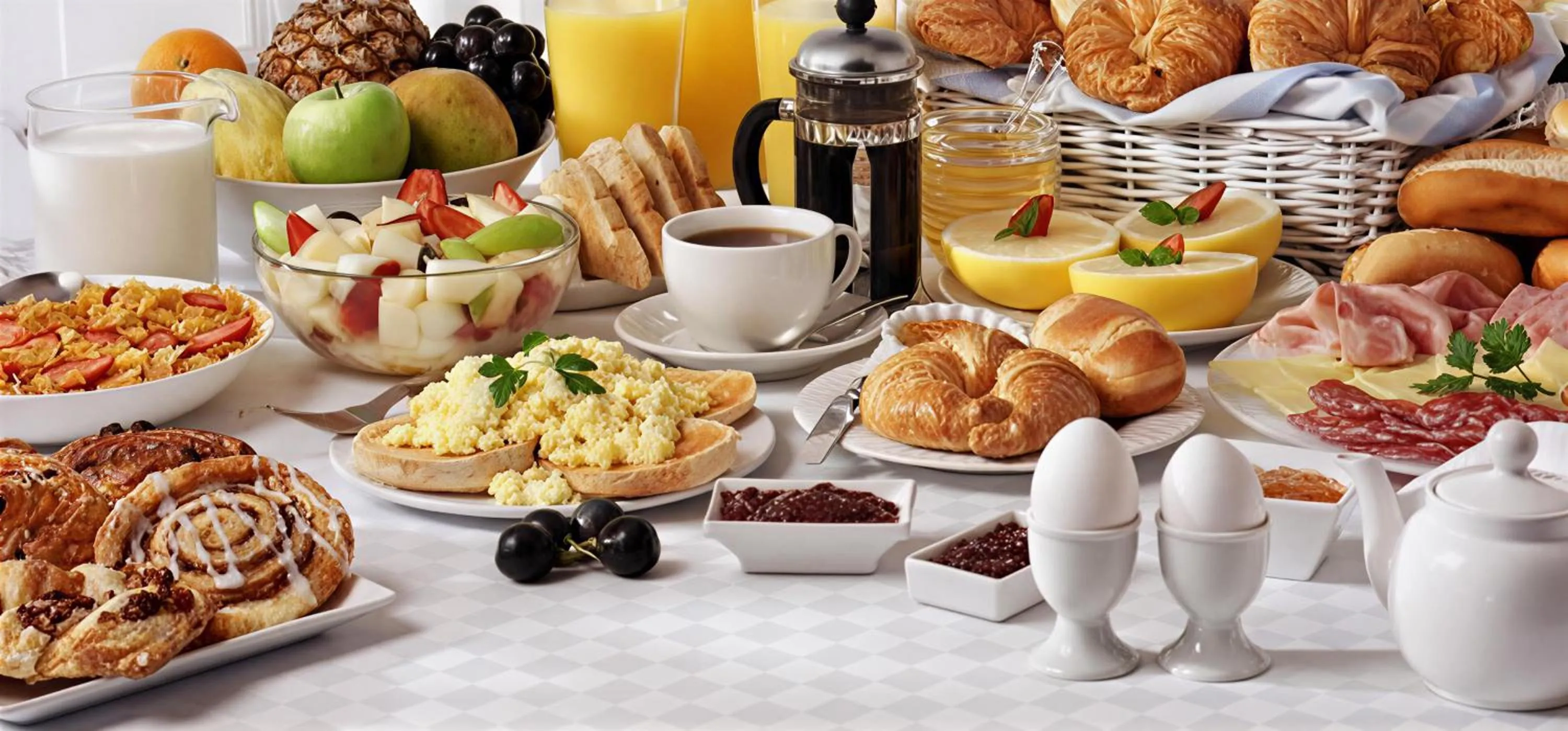 Food and drinks in Royal Meridien Hotel