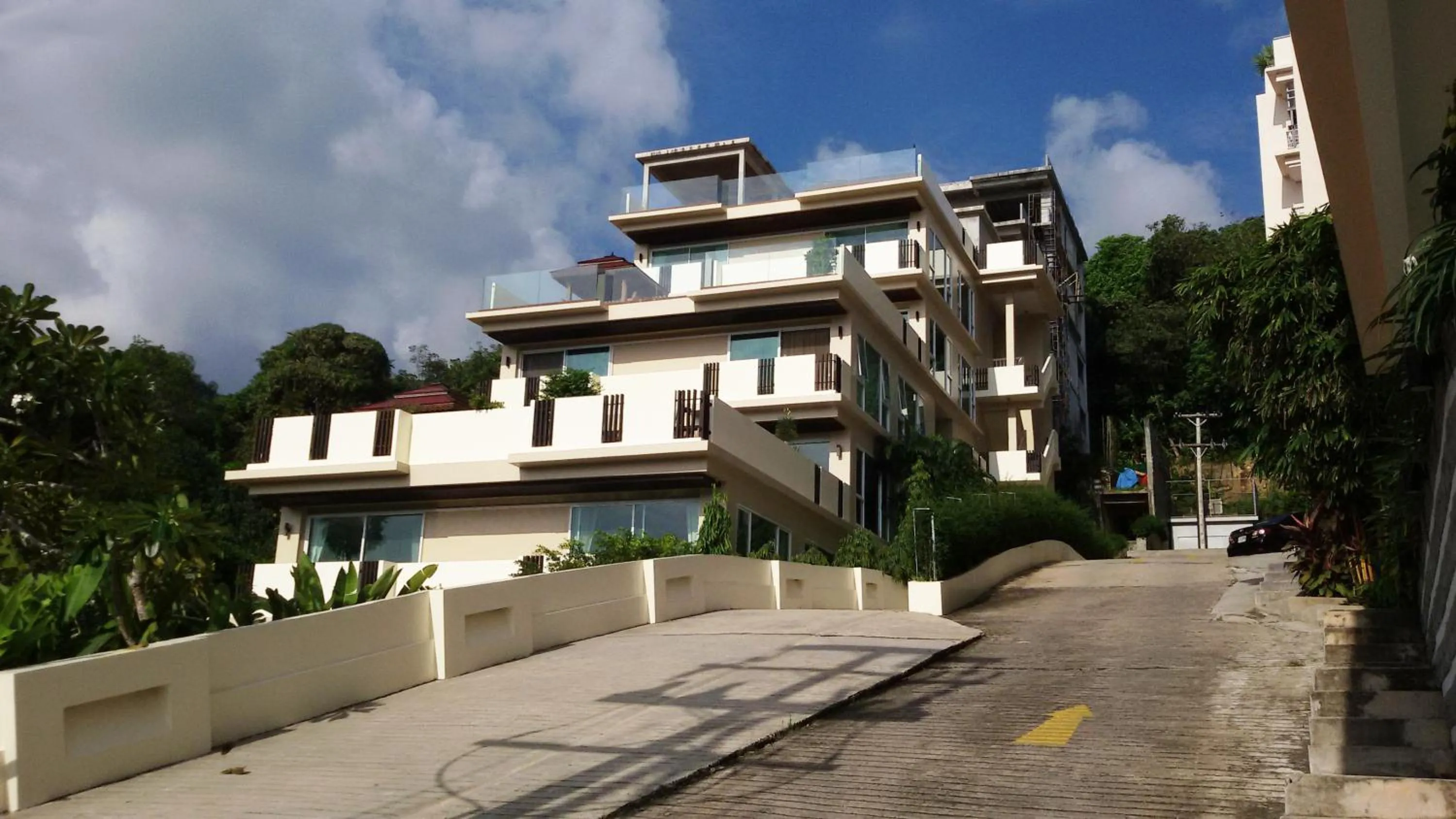 Property building in Karon Suite Apartment