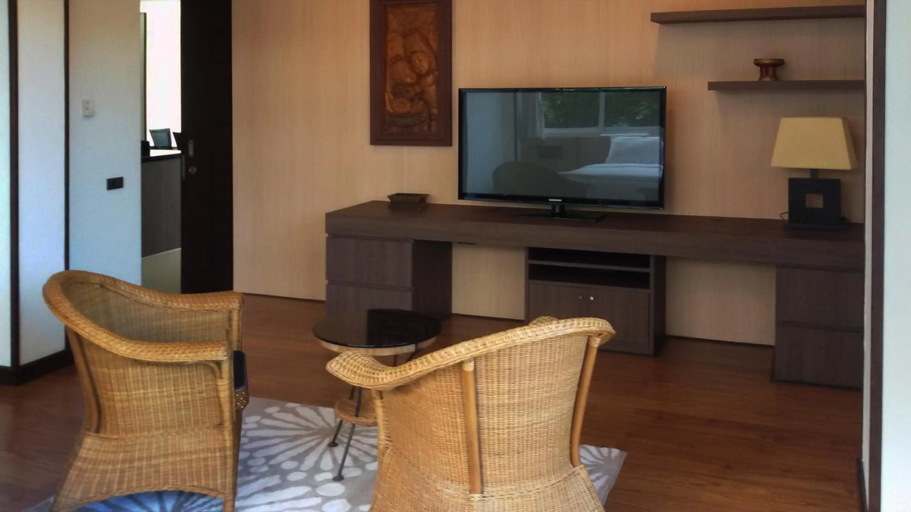Decorative detail in Karon Suite Apartment