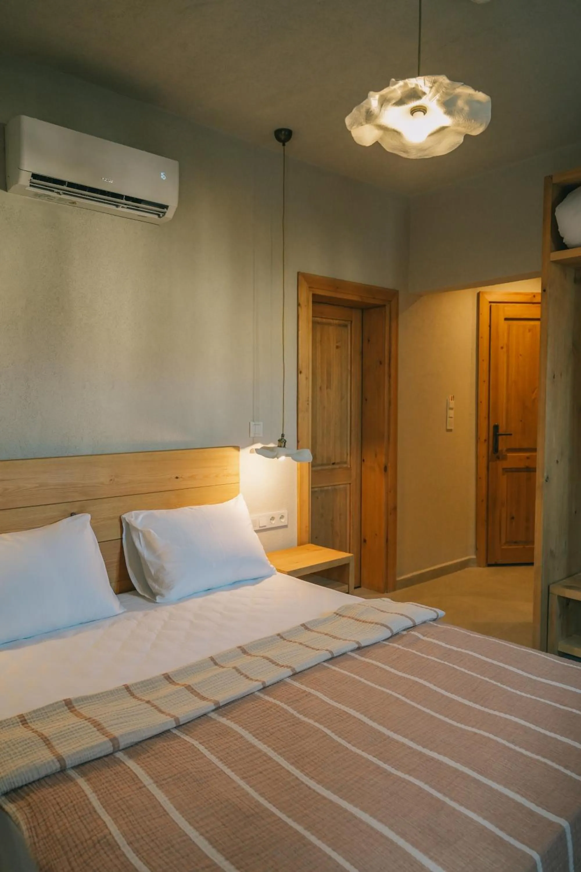 Bed in Nephos Beach Hotel