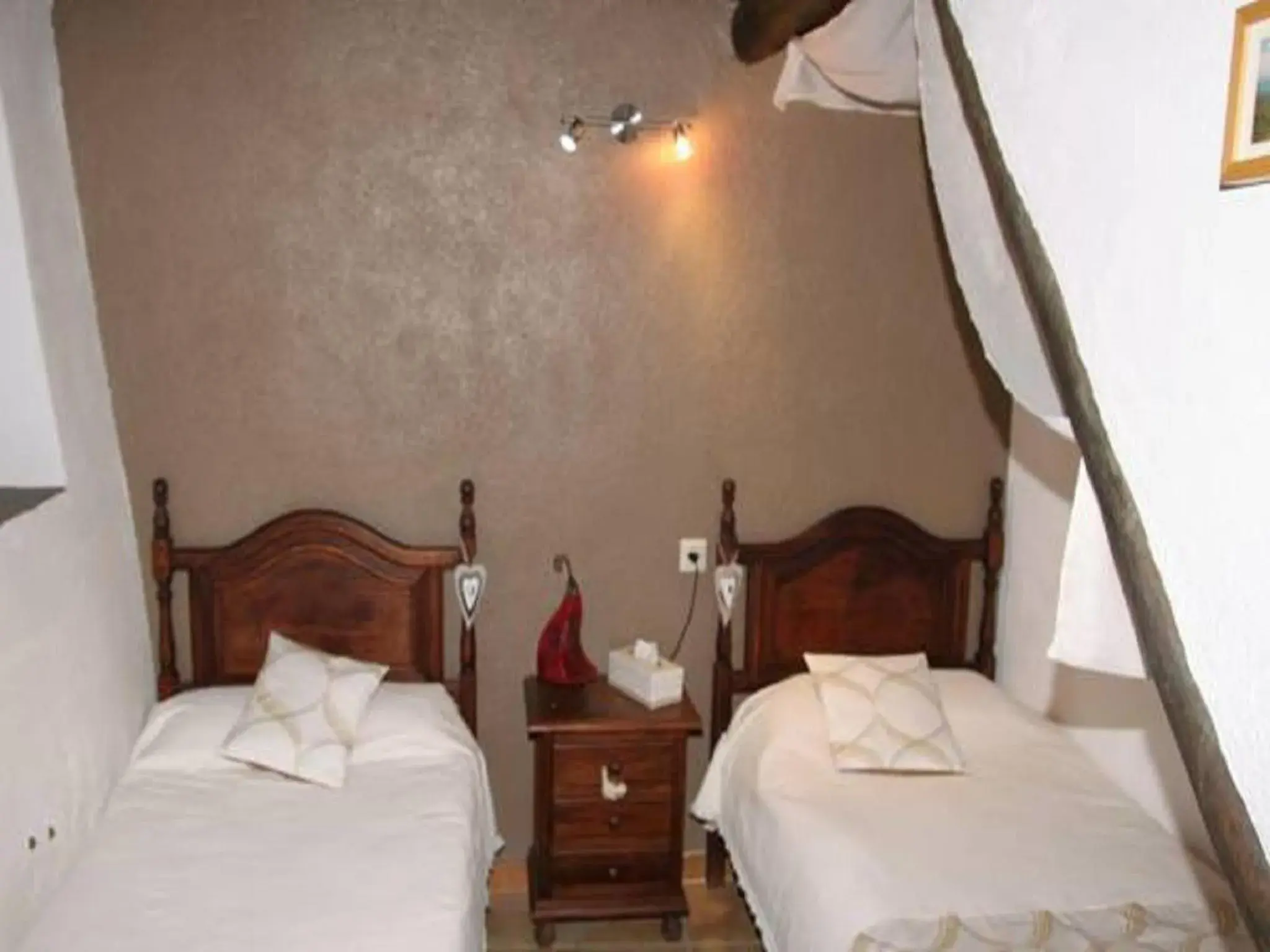 Comfort Quadruple Room in Casa Rural El Paraje de Berchules Comfort Quadruple Room in Casa Rural El Paraje de Berchules