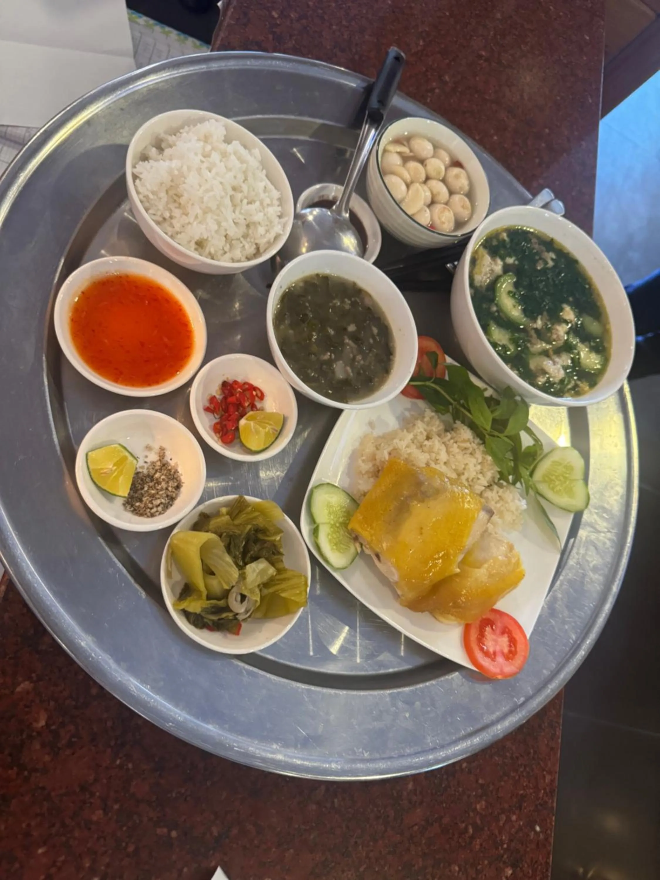 Food in Ha Long hotel