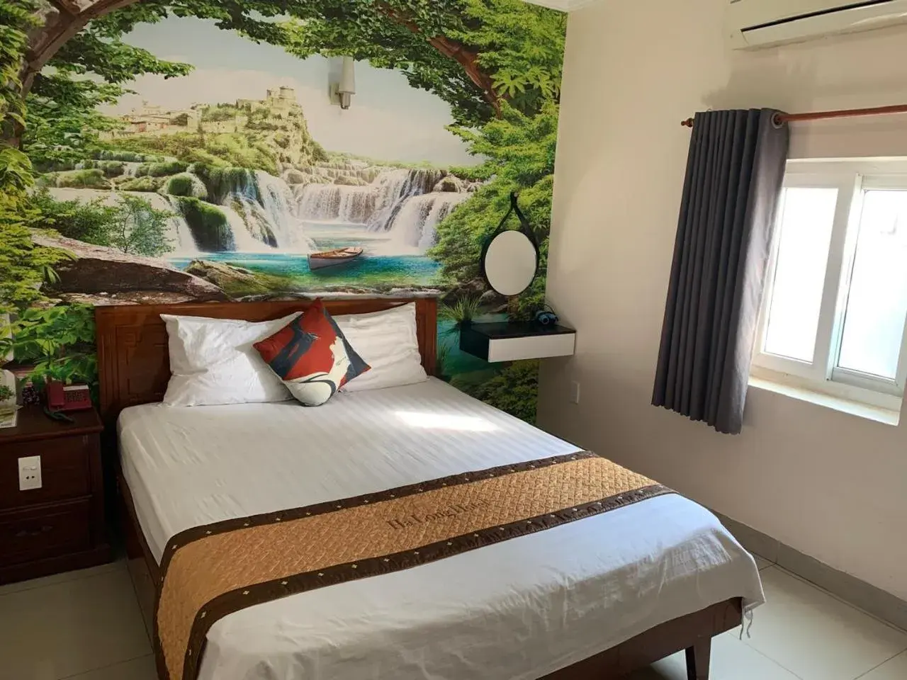 Bedroom, Bed in Ha Long hotel Bedroom, Bed in Ha Long hotel