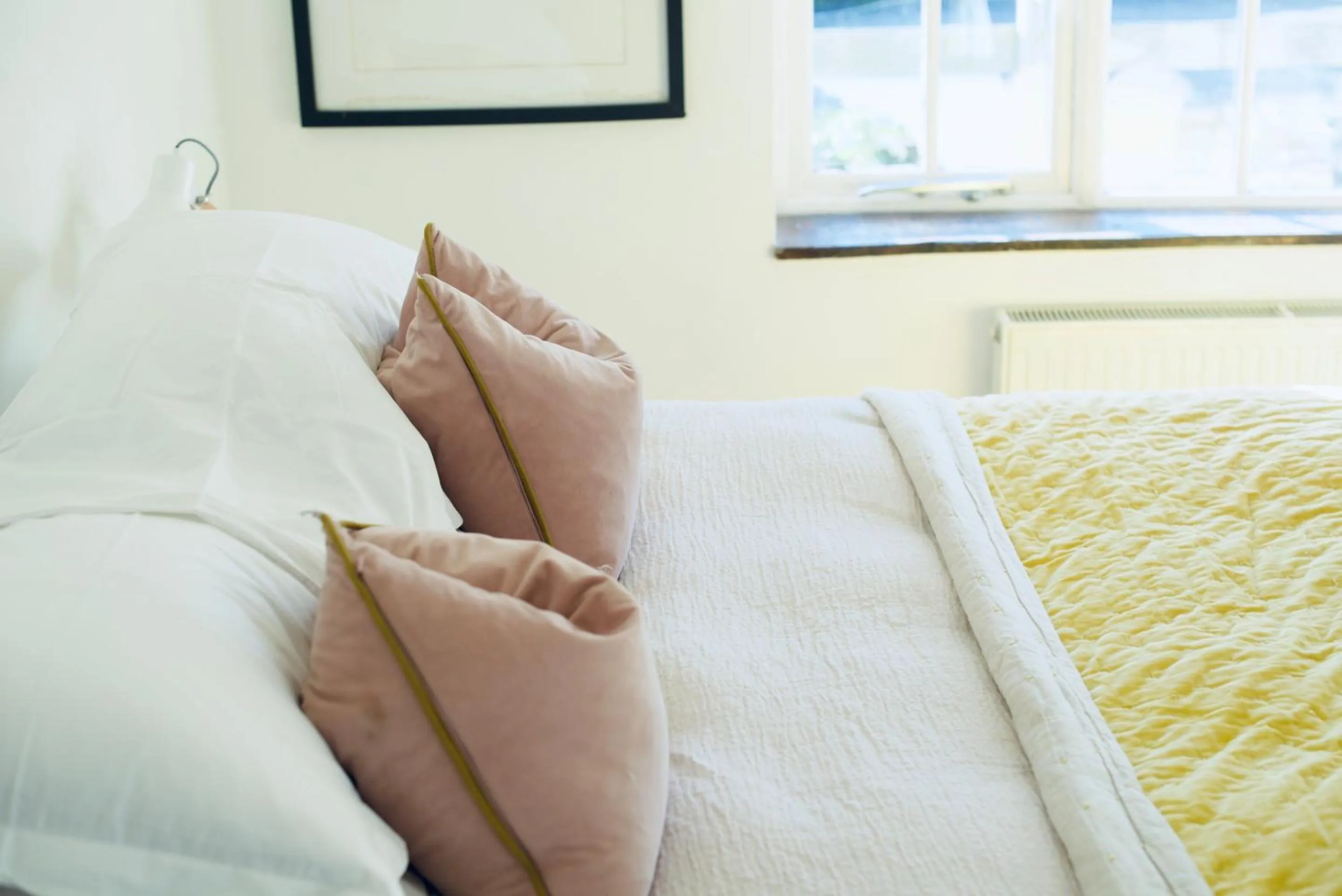 Bedroom, Bed in Wester Auchraw Longhouse Artful highland stay