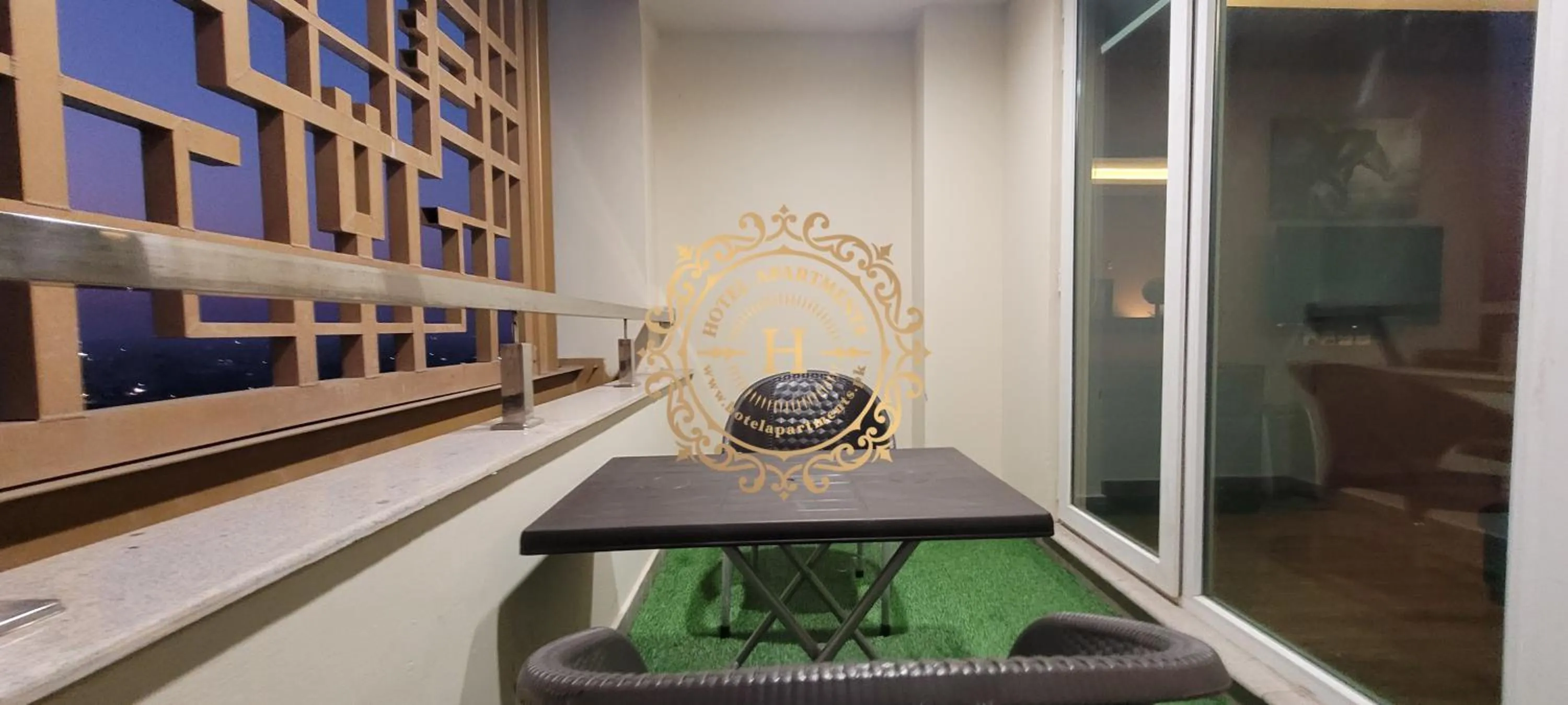 Neighbourhood in Goldcrest Apartments