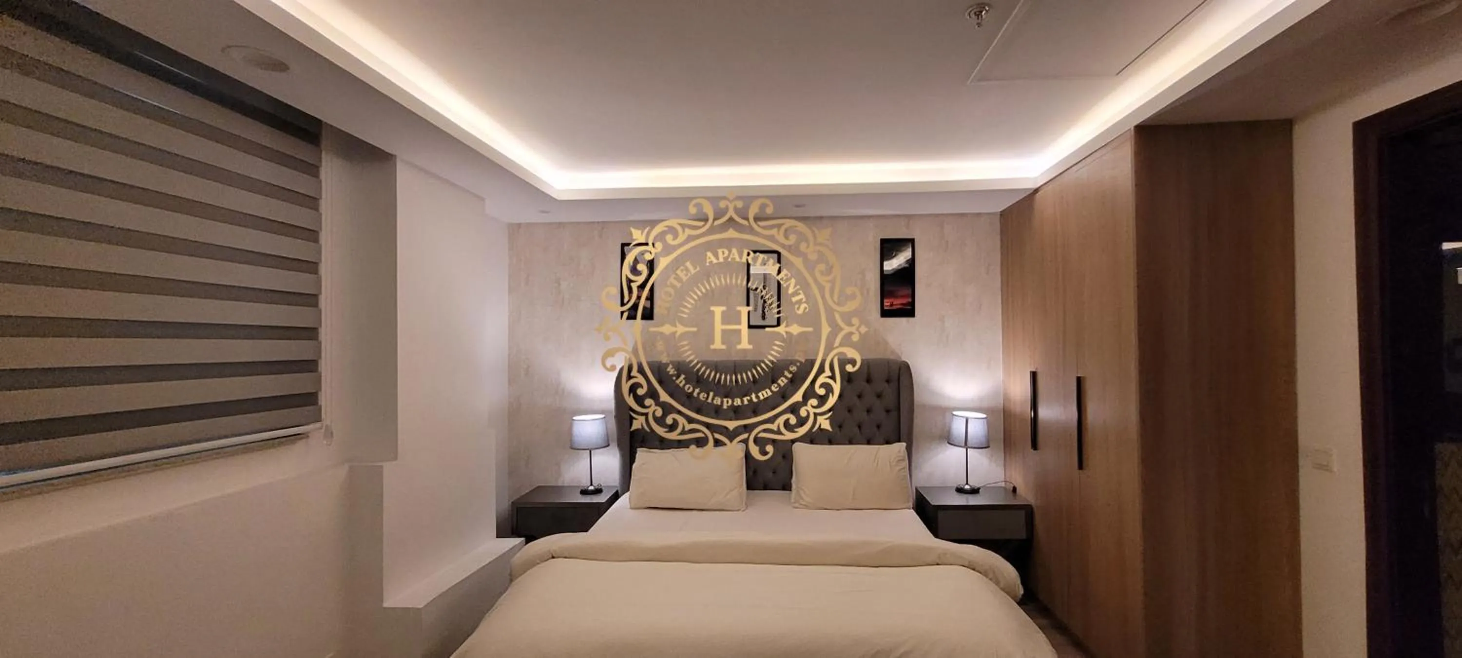 Bed in Goldcrest Apartments