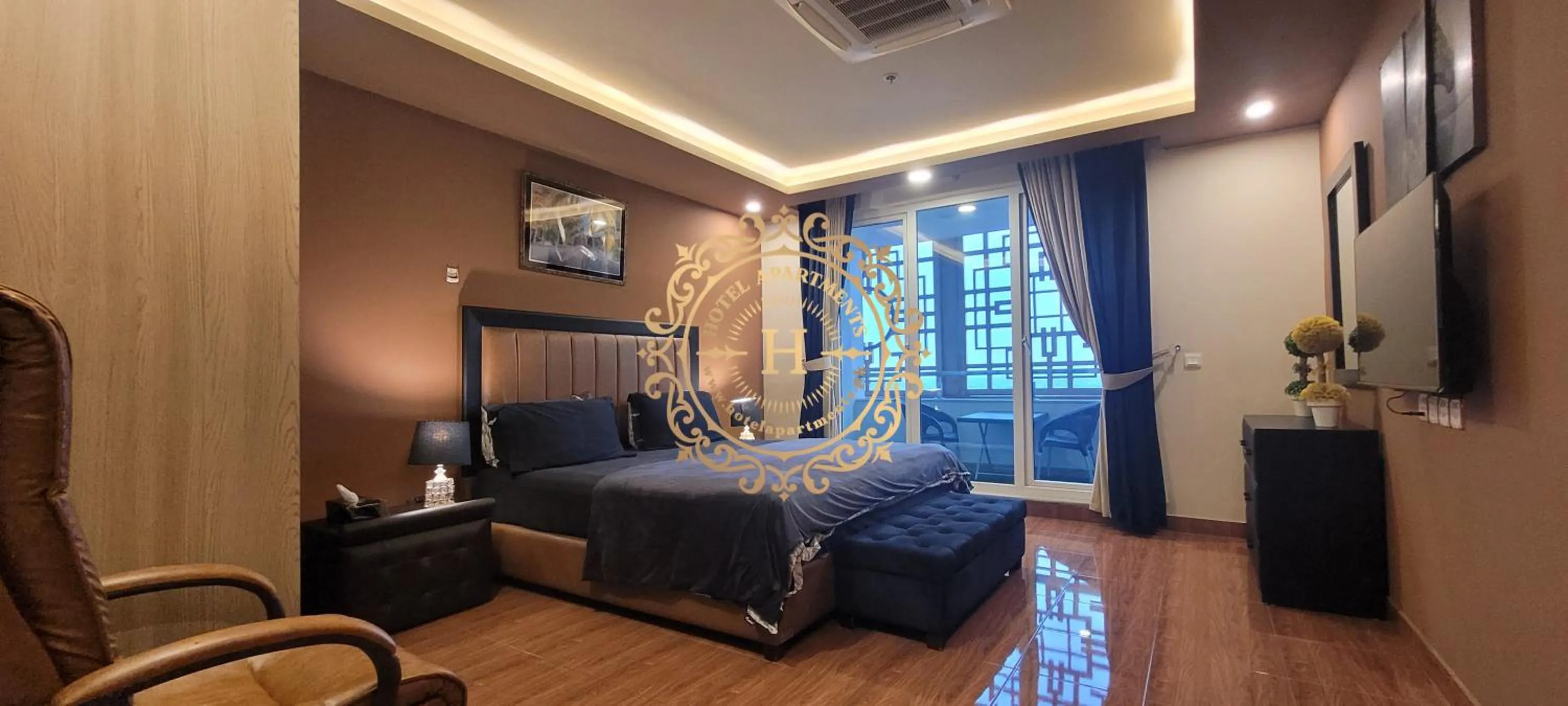Bed in Goldcrest Apartments