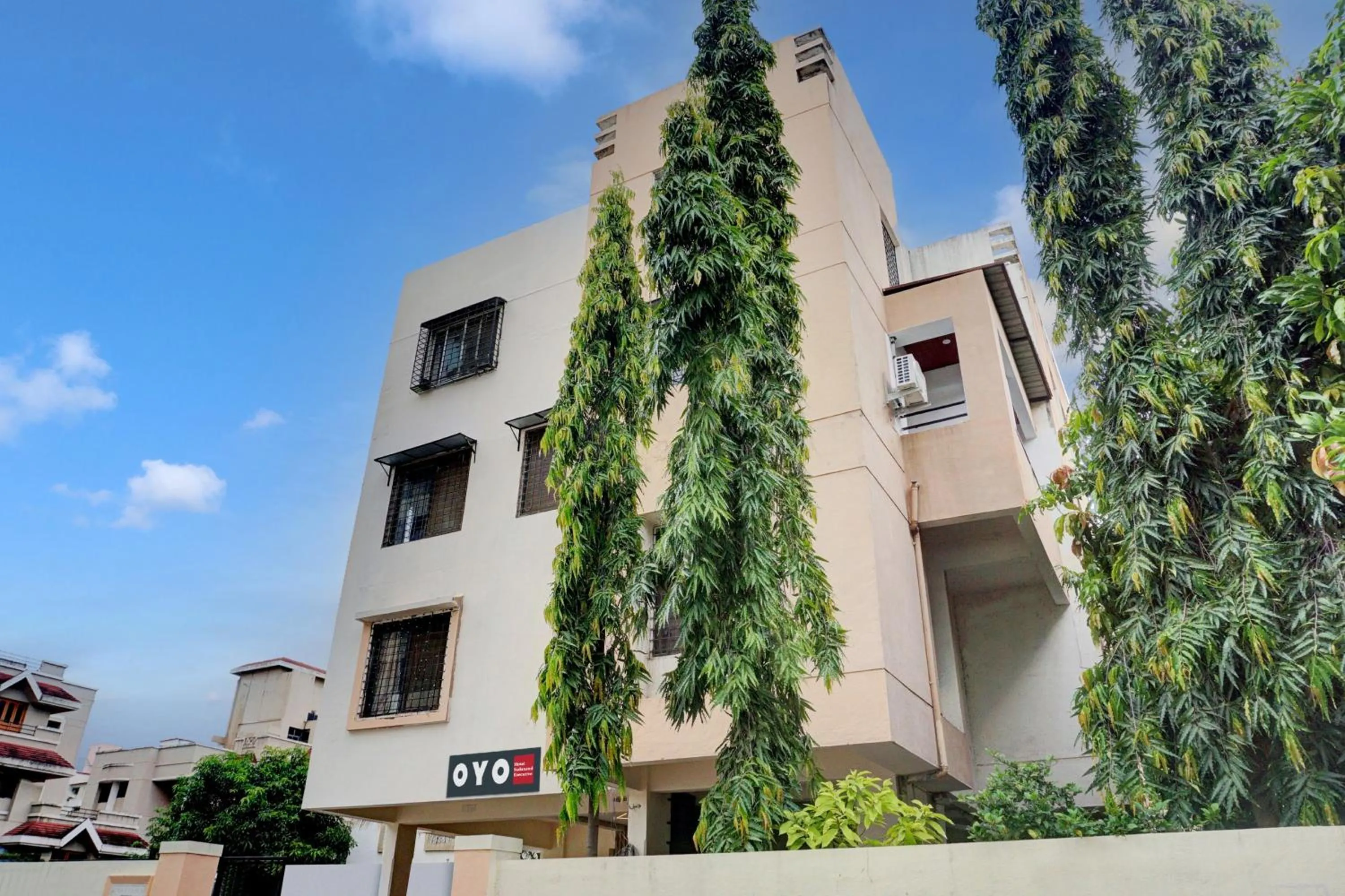 Facade/entrance in Super Hotel O Laxman Nagar Baner