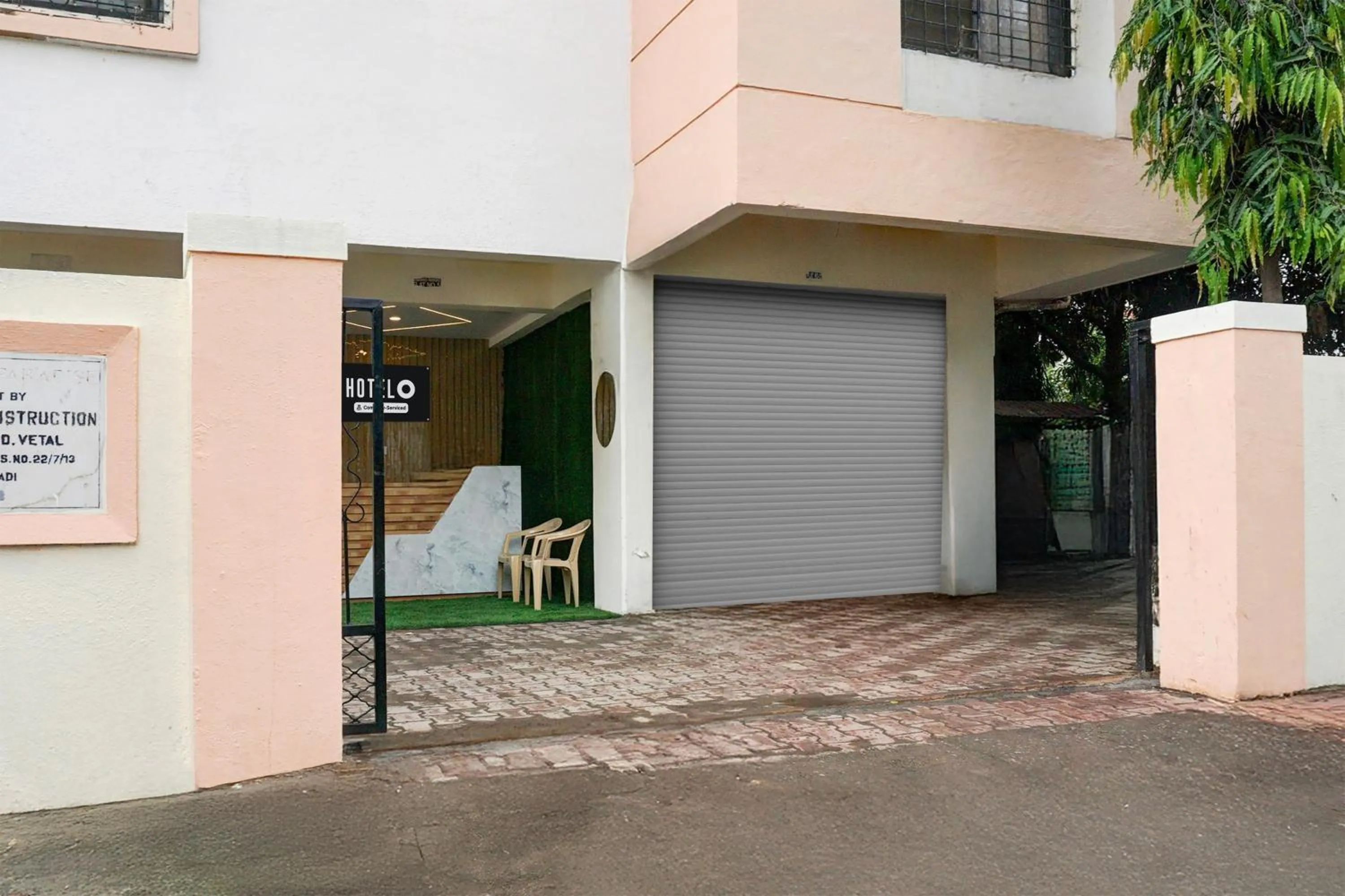 Facade/entrance in Super Hotel O Laxman Nagar Baner