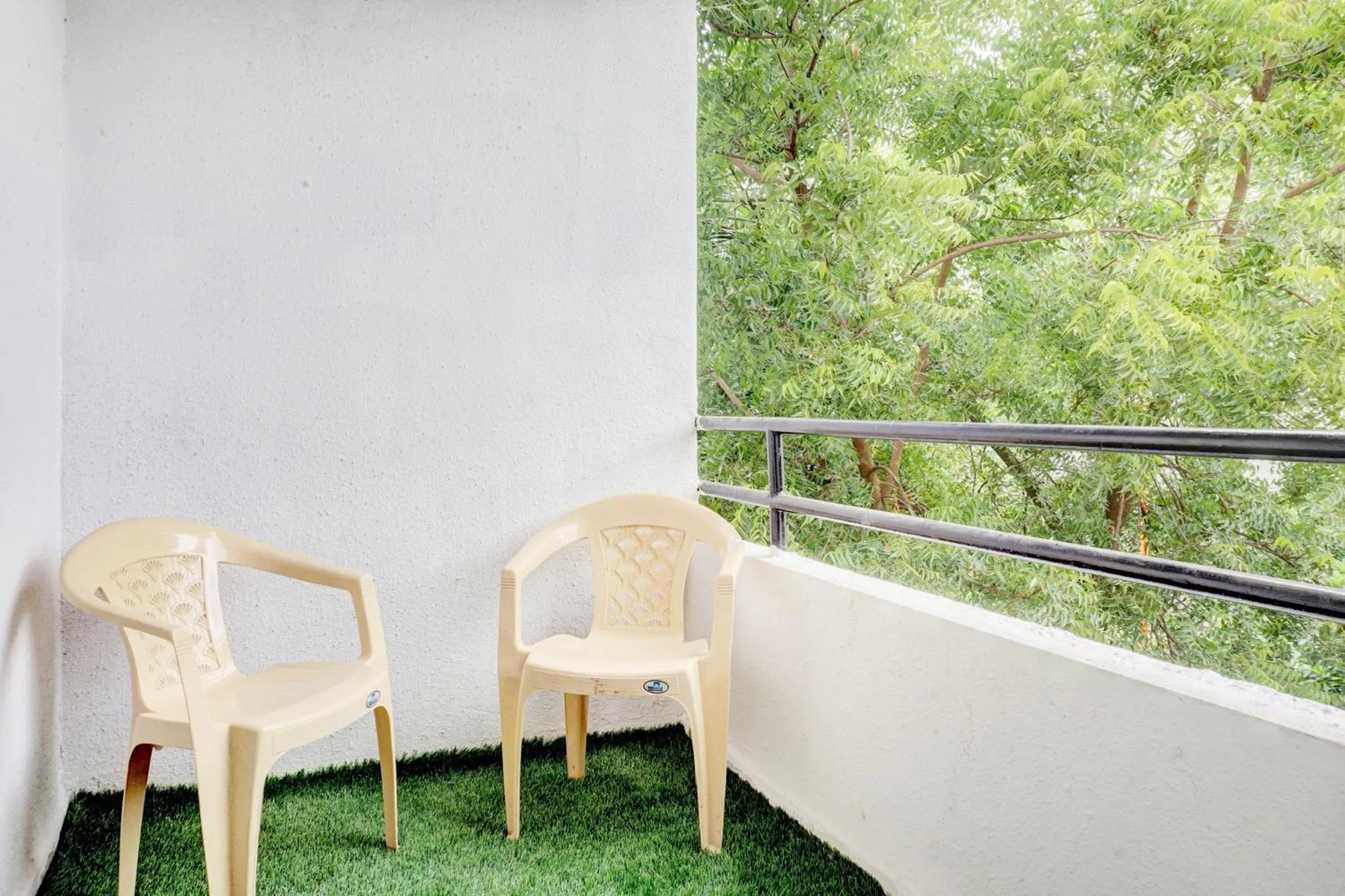 Balcony/Terrace in Super Hotel O Laxman Nagar Baner