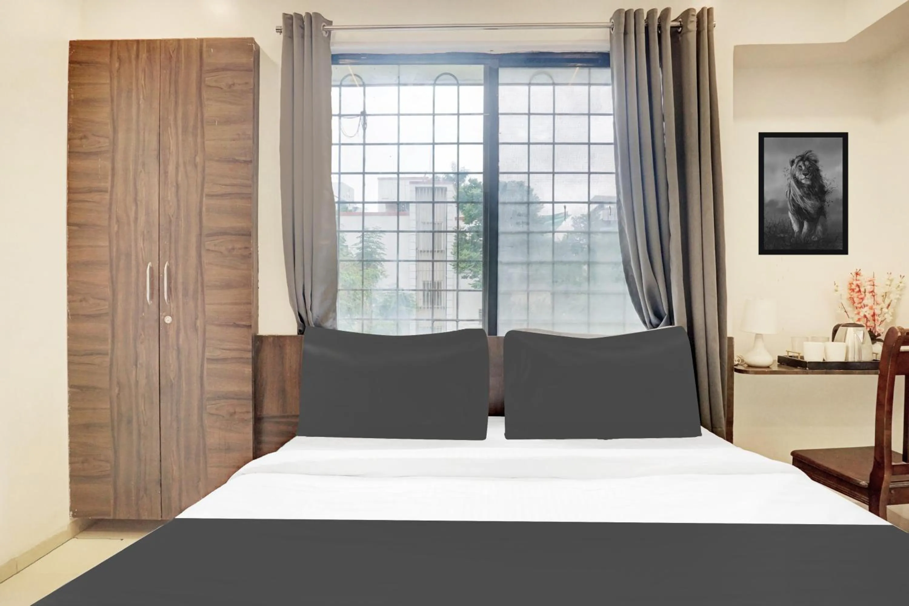 Bedroom, Bed in Super Hotel O Laxman Nagar Baner