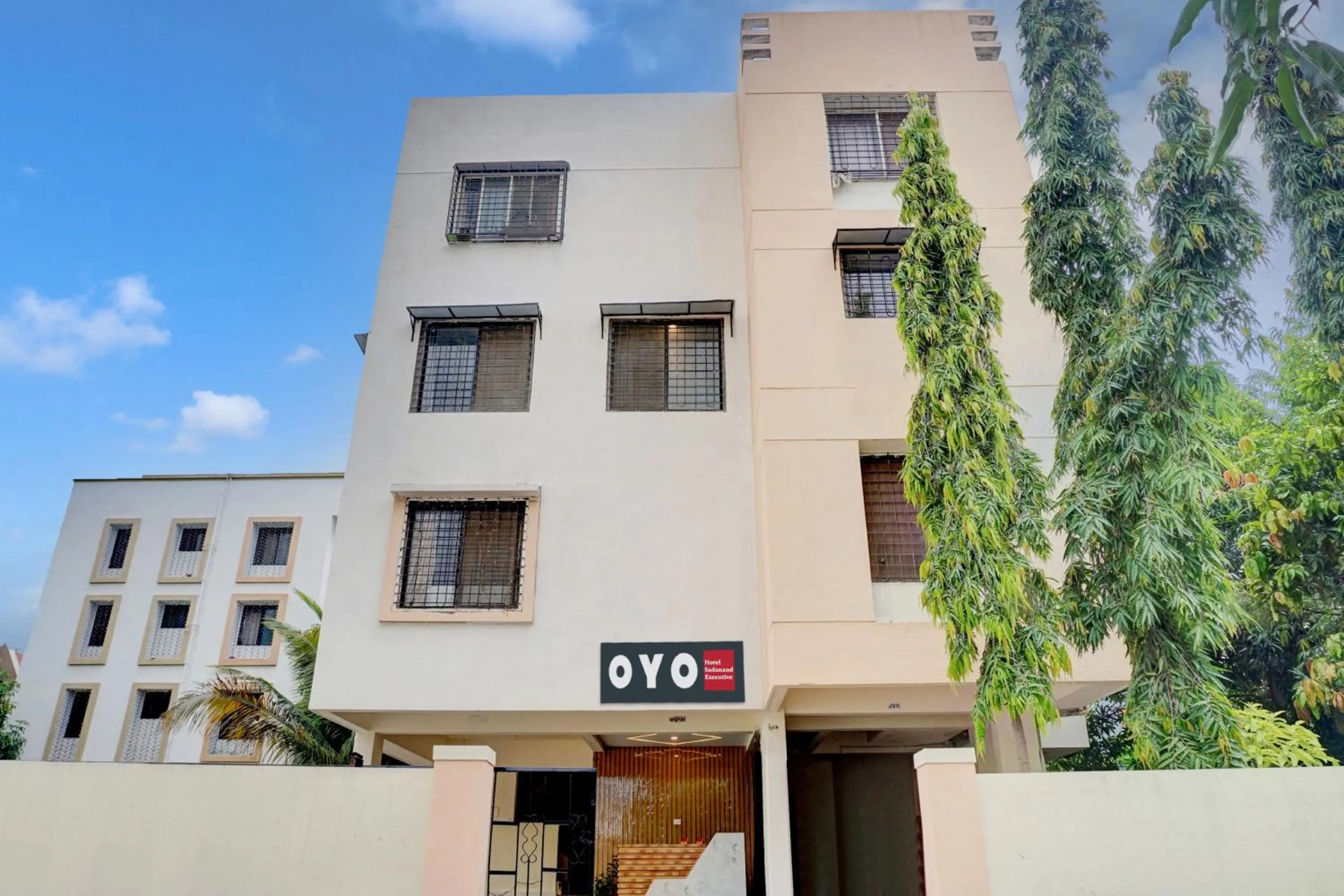 Facade/entrance in Super Hotel O Laxman Nagar Baner