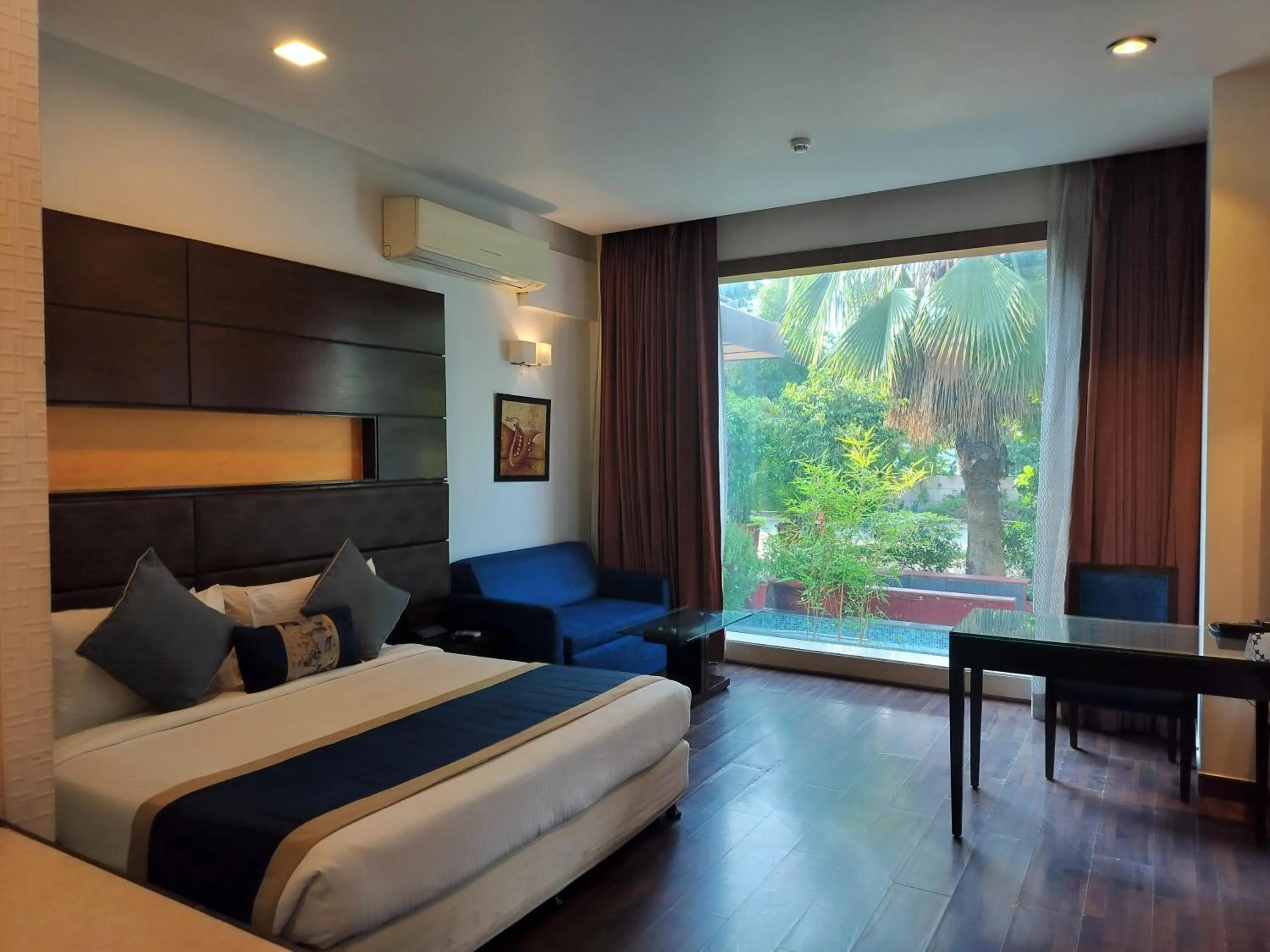 Bedroom, Bed in Bel-La Monde Hotel Chhattarpur South Delhi