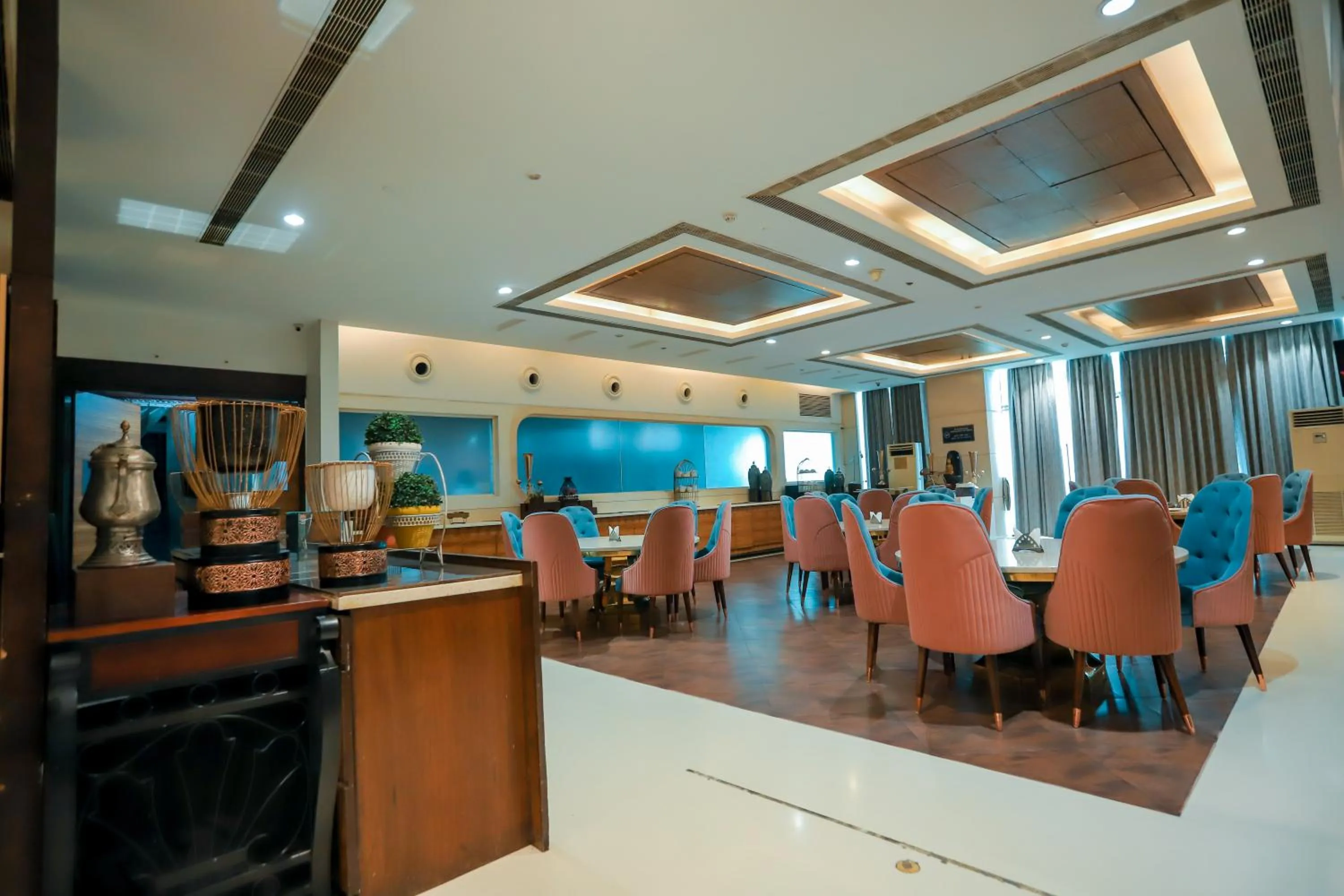 Restaurant/places to eat in Bel-La Monde Hotel Chhattarpur South Delhi