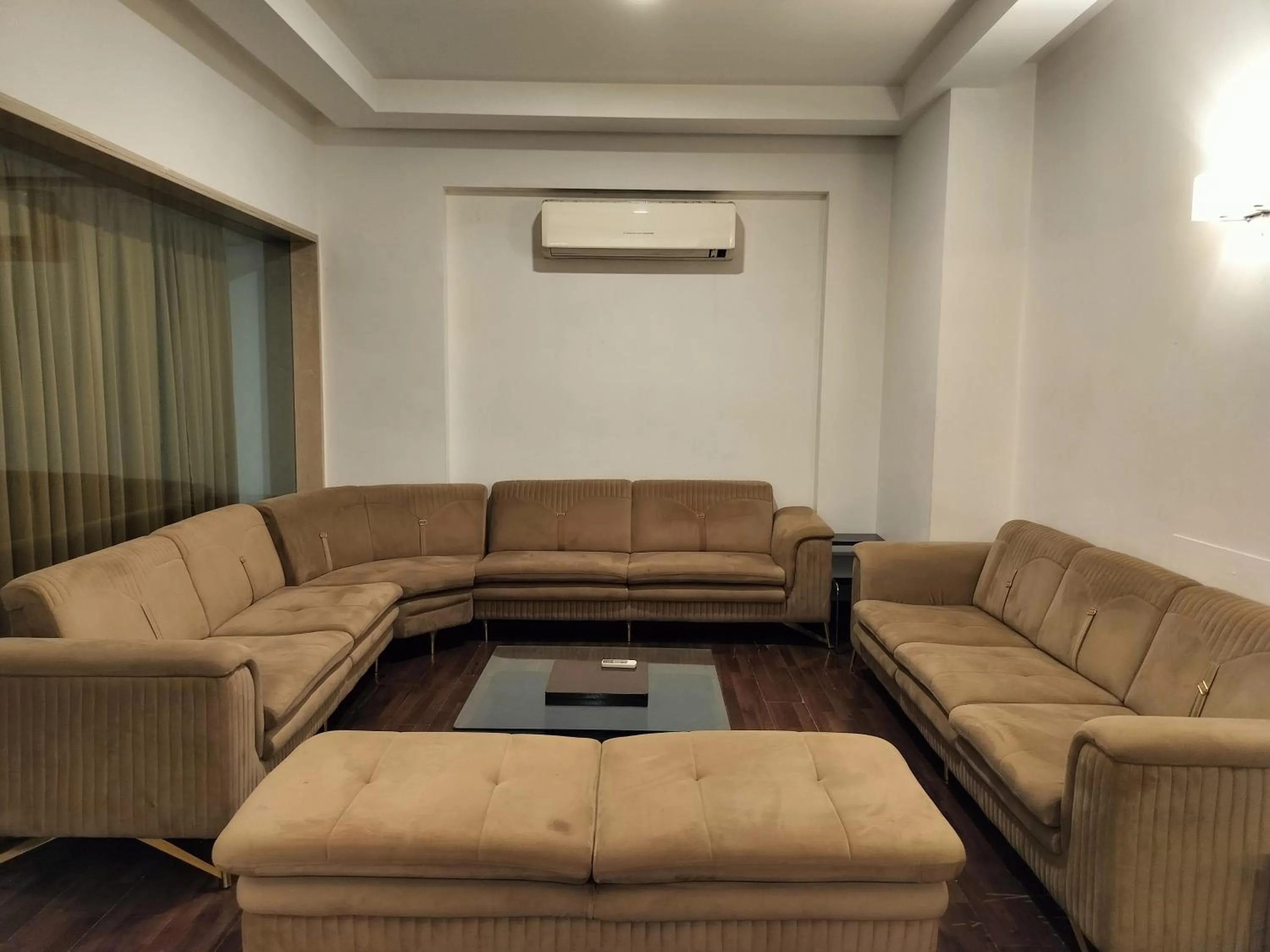 Bedroom in Bel-La Monde Hotel Chhattarpur South Delhi