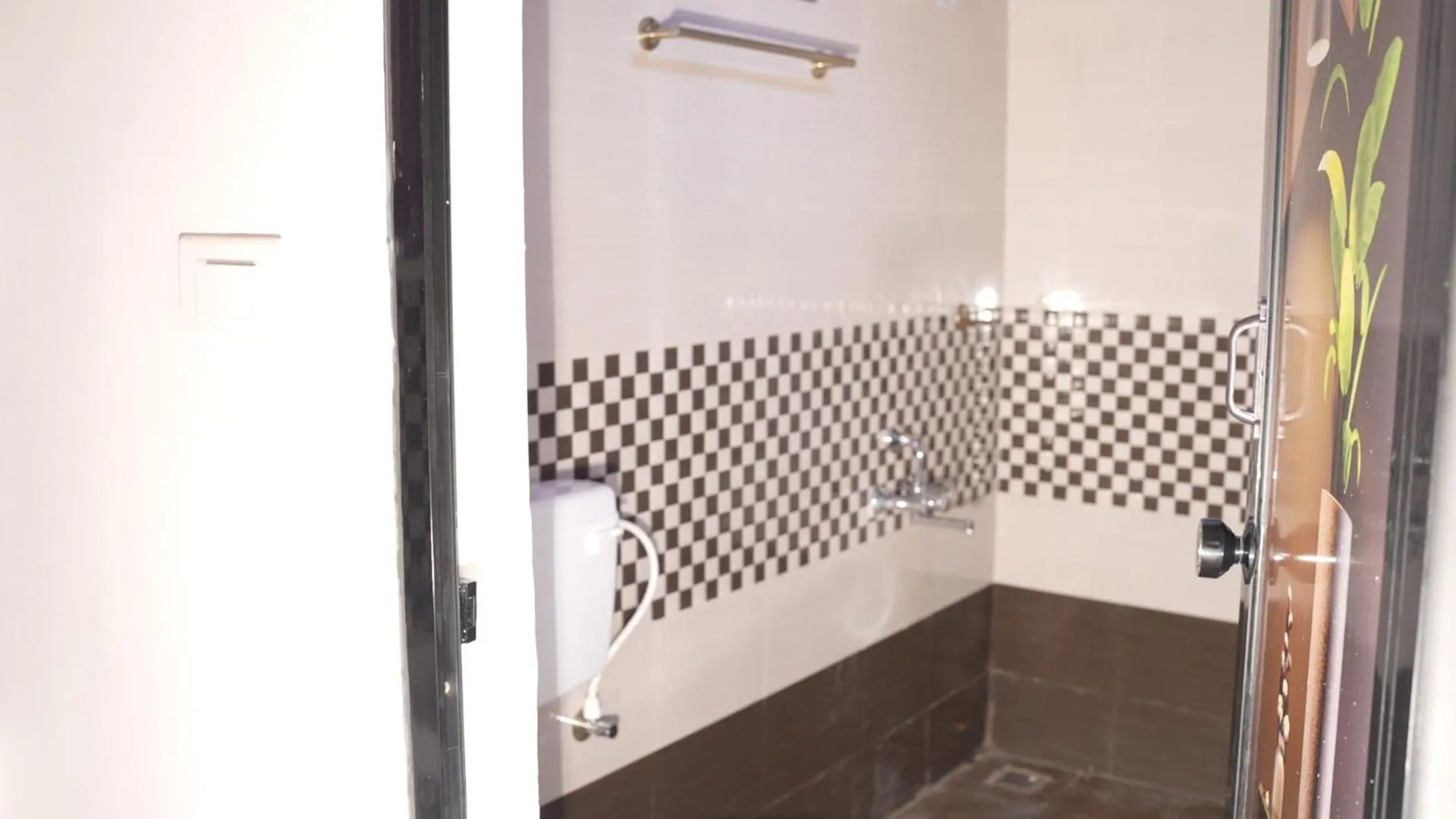 Toilet in Wild Tusker Homestay Masinagudi by LexStays