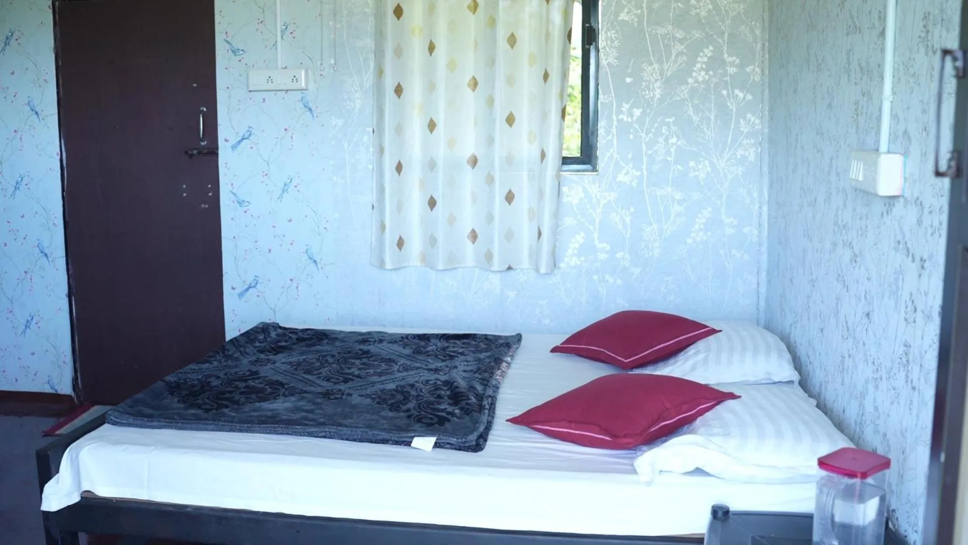 Bed in Wild Tusker Homestay Masinagudi by LexStays