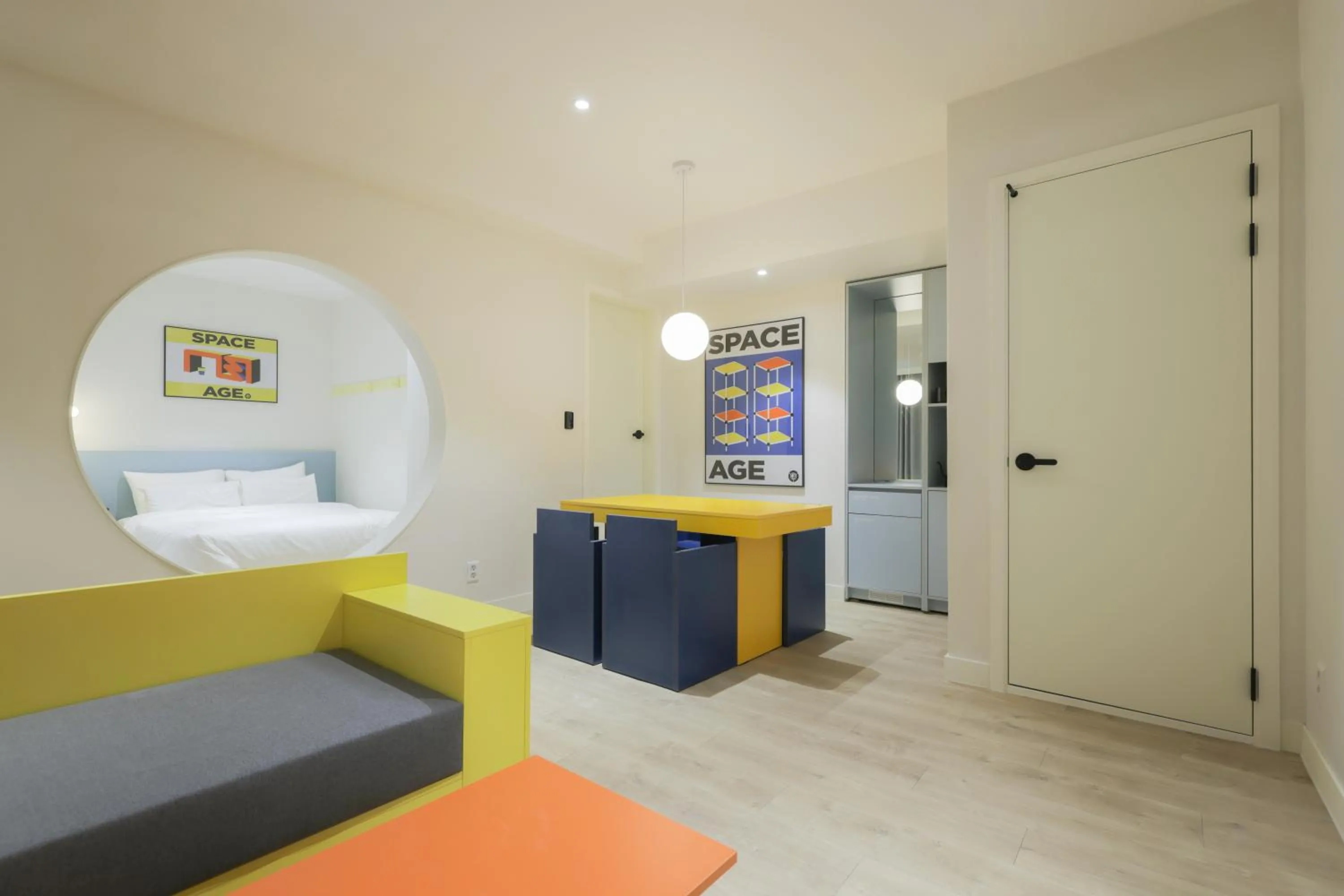 Living room, Bed in Time Terminal Hotel Daejeon 2nd by Anook