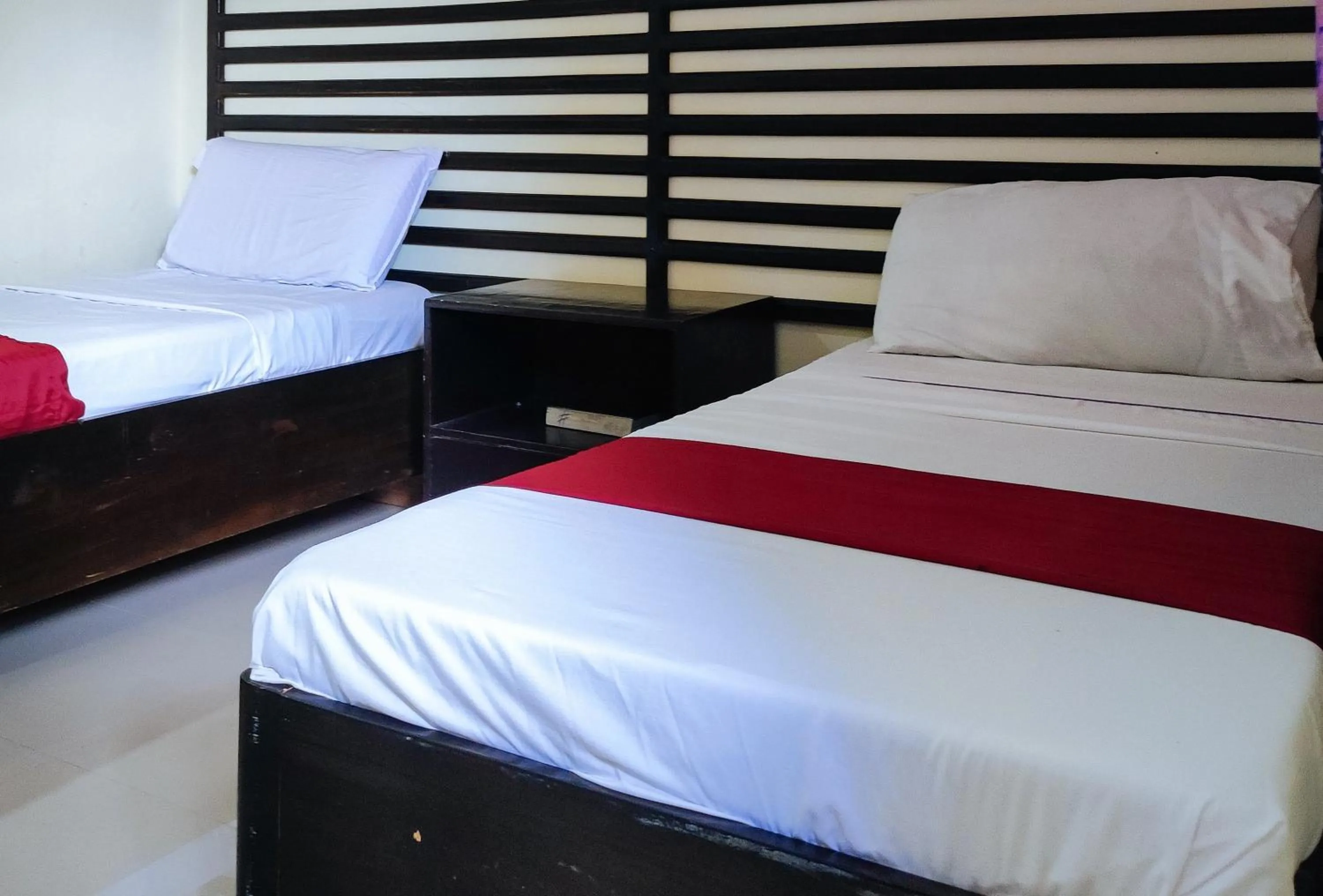 Photo of the whole room, Bed in RedDoorz at Dream Haven Bed & Breakfast