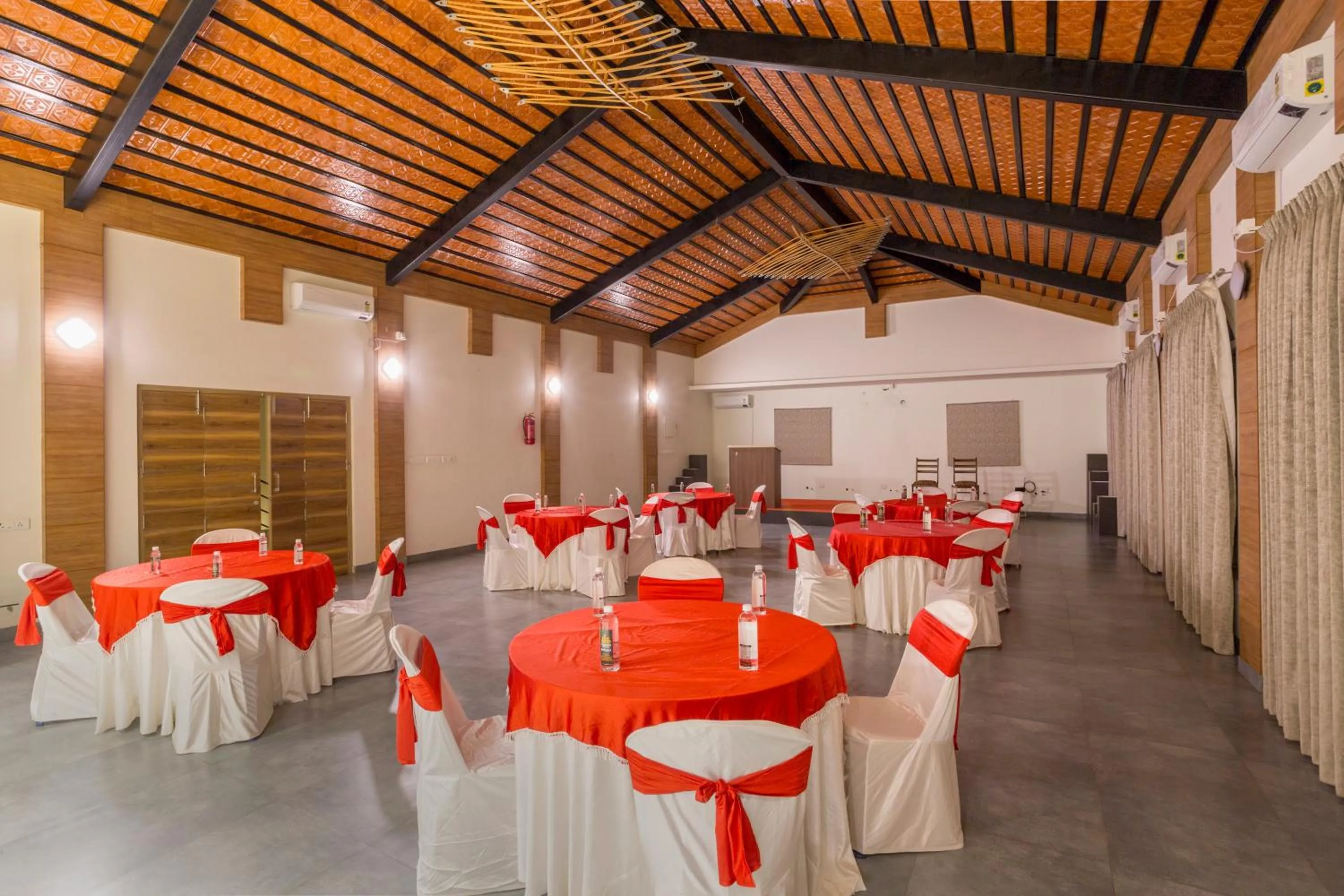 Banquet/Function facilities in Nirantara Resort & Spa