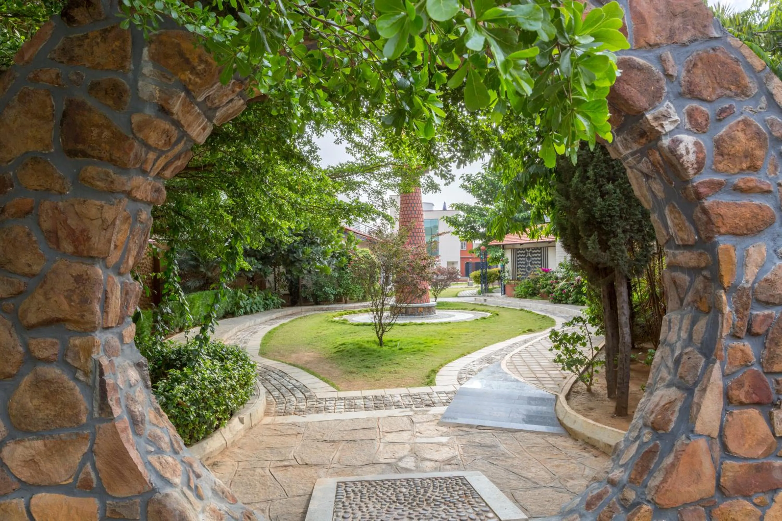 Garden in Nirantara Resort & Spa