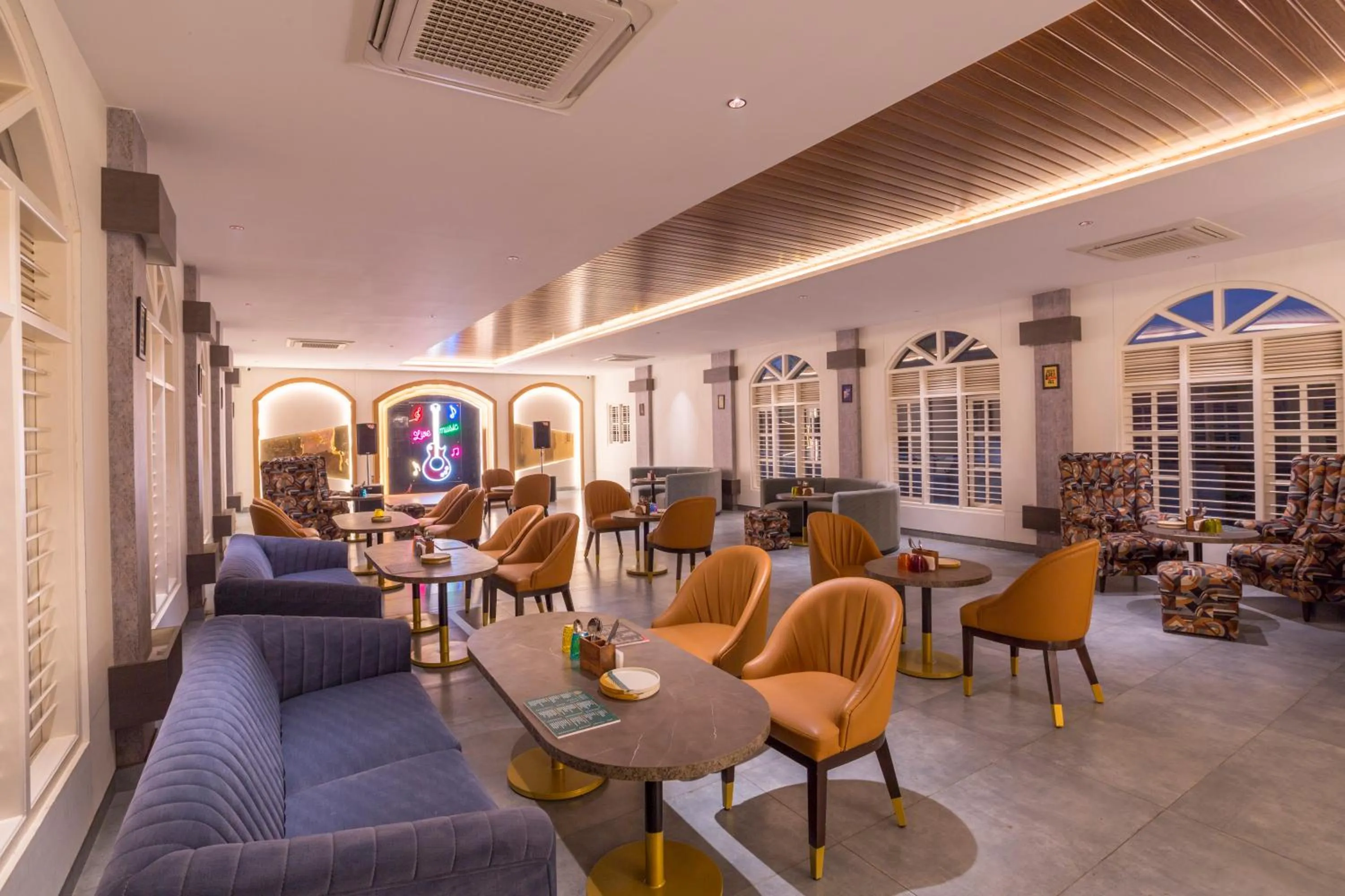 Lounge or bar in Nirantara Resort & Spa