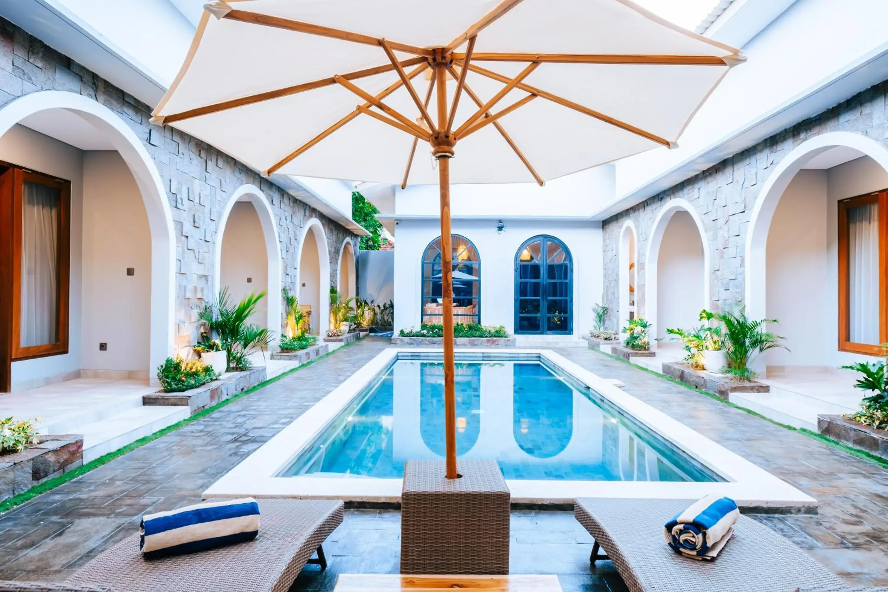 Swimming pool in Villa Koura Tuban Swimming pool in Villa Koura Tuban