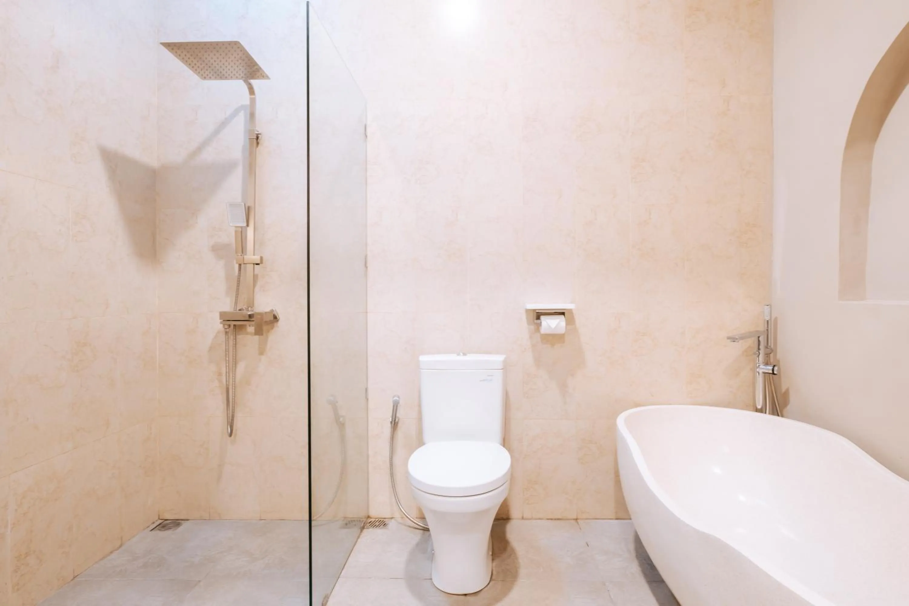 Shower in Villa Koura Kuta