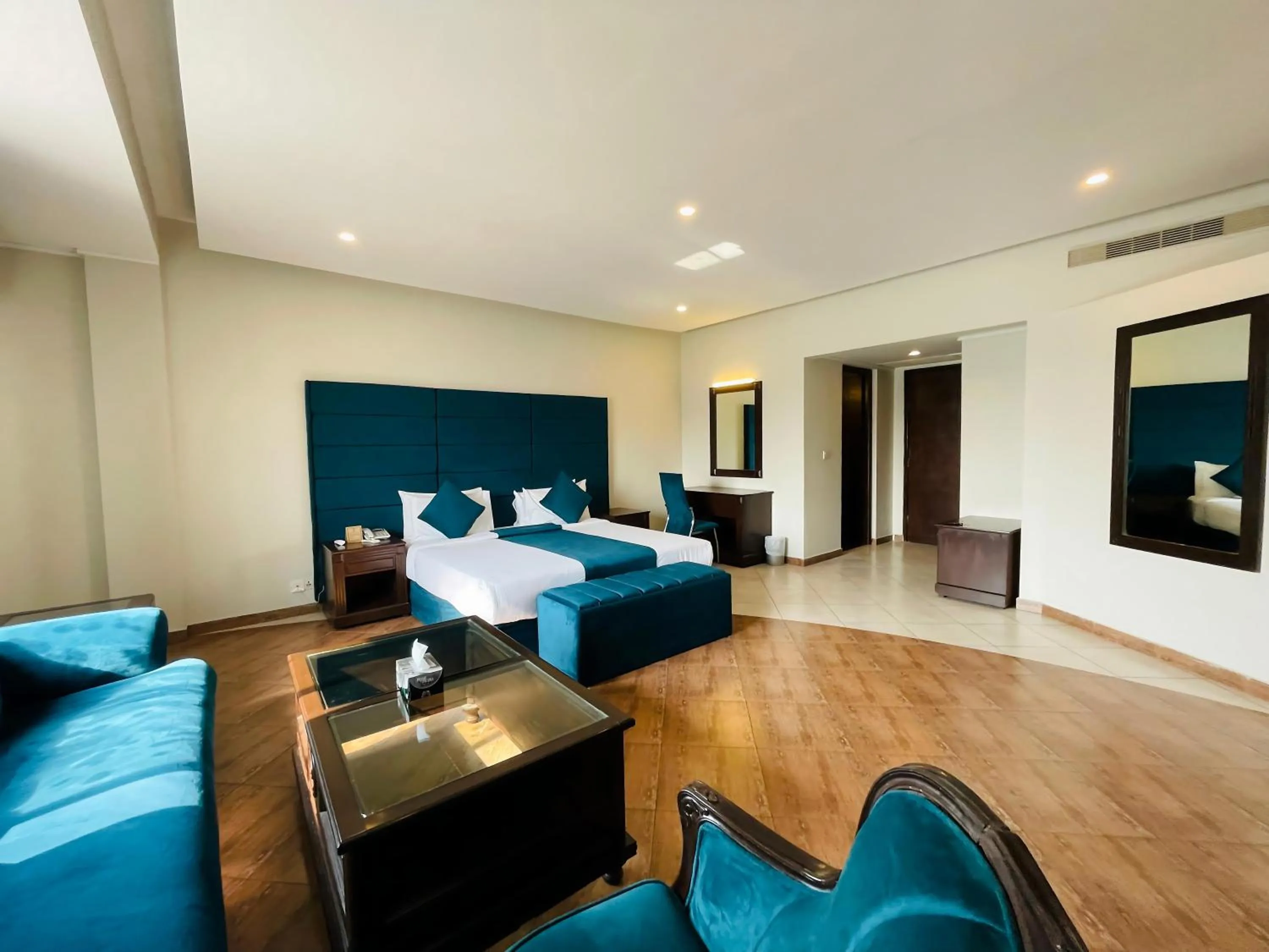 Bedroom, Bed in Grand Regency