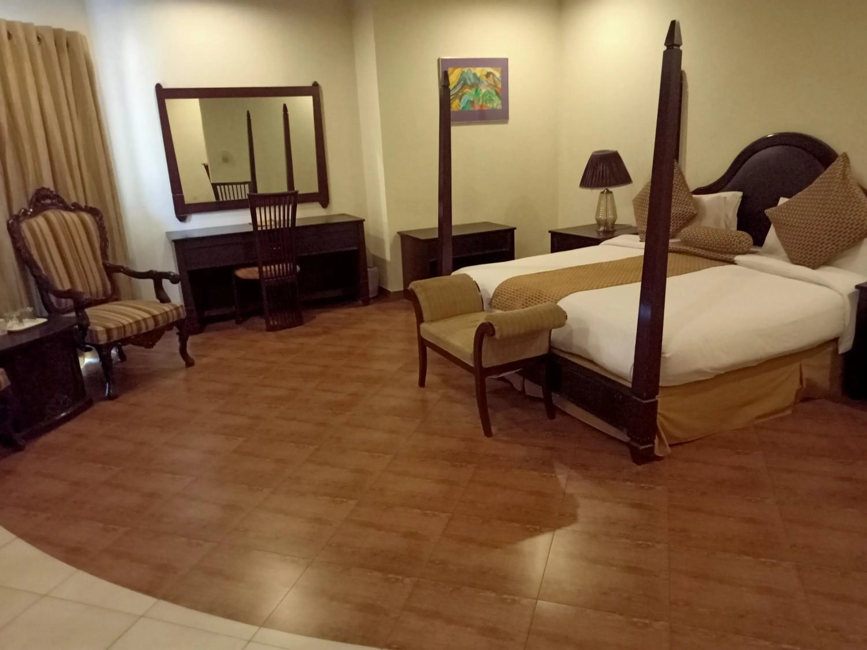 Bedroom, Bed in Grand Regency