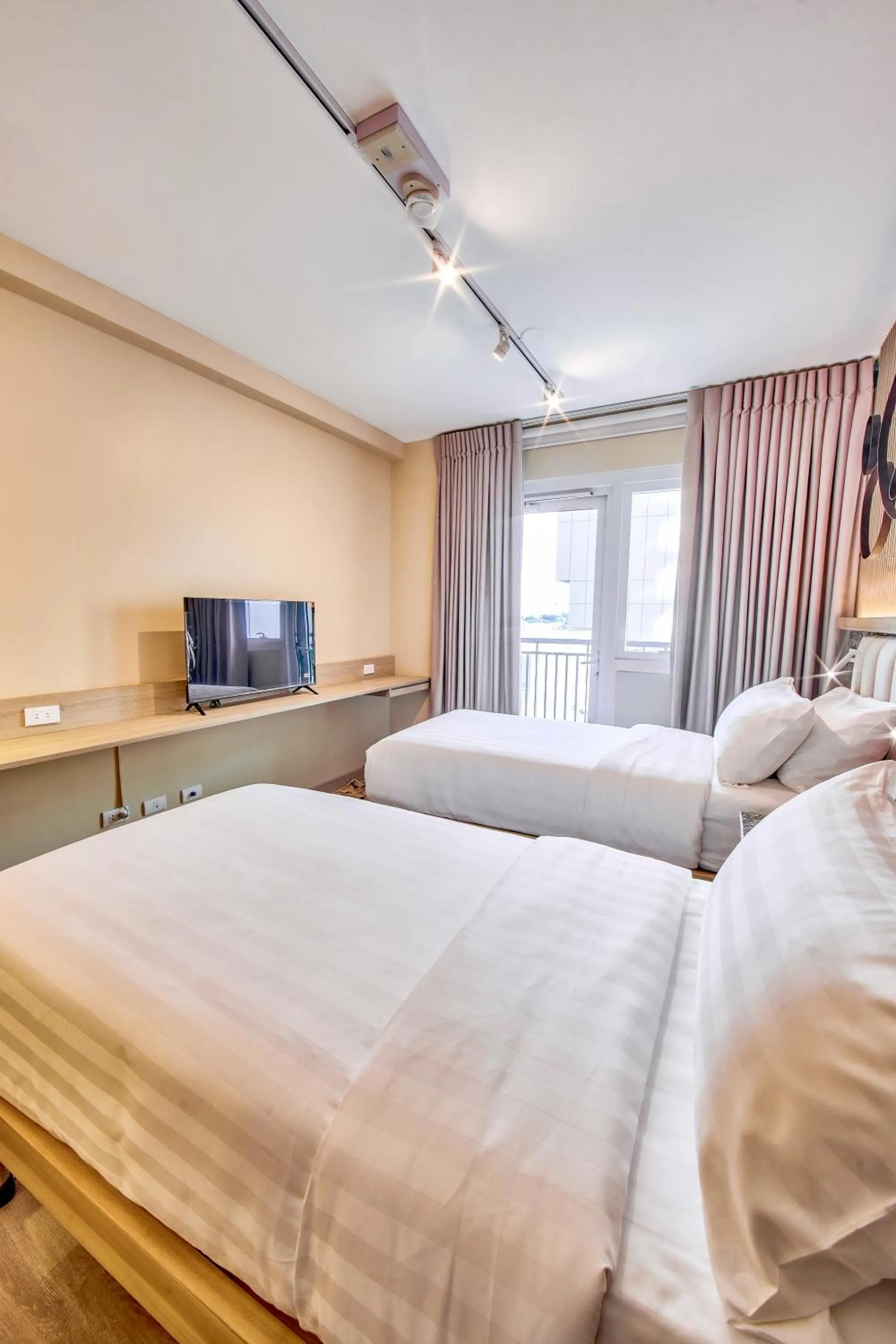 Bed in The Connor Serviced Residences Managed by HII