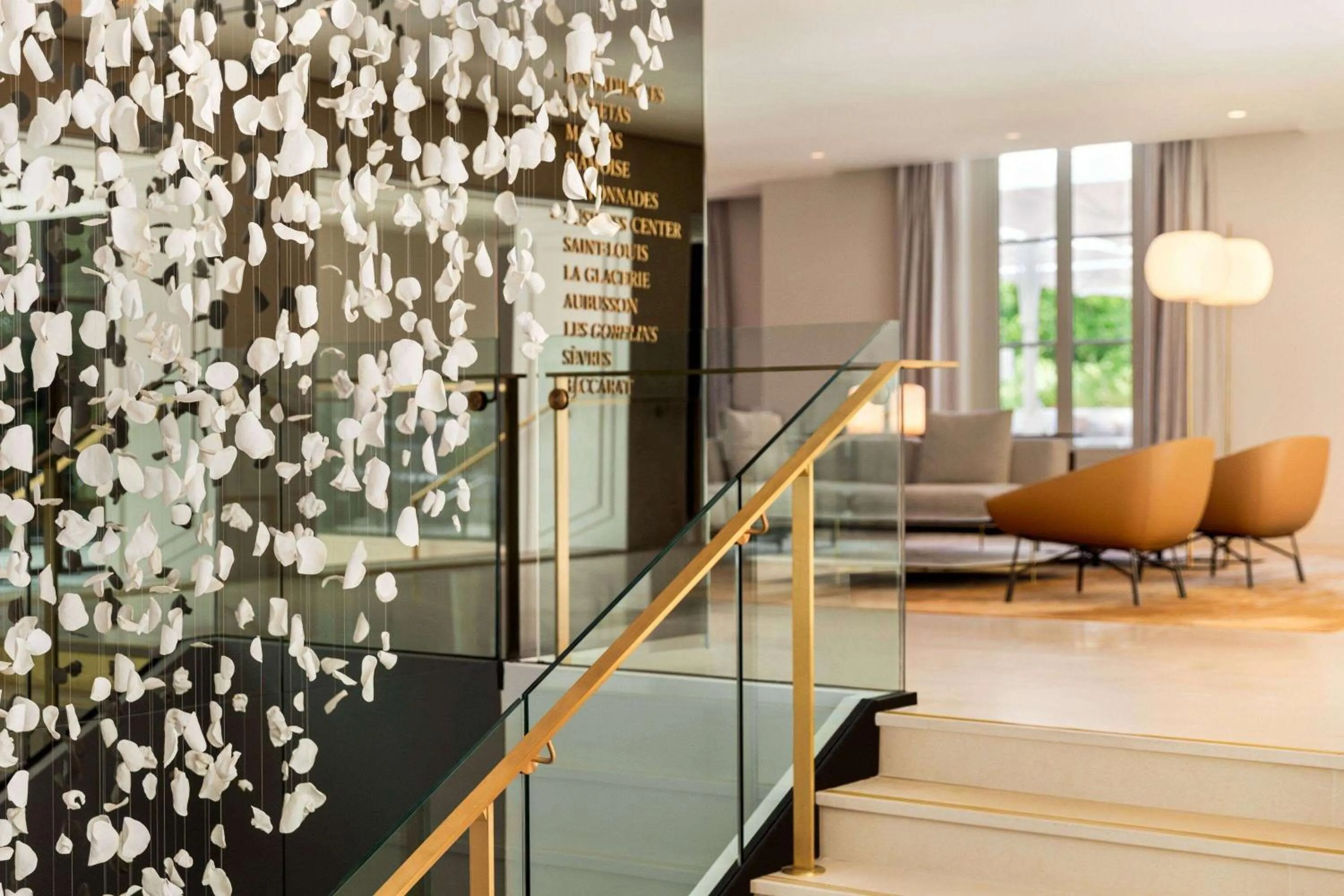 Lobby or reception in Dolce by Wyndham Versailles - Domaine du Montcel