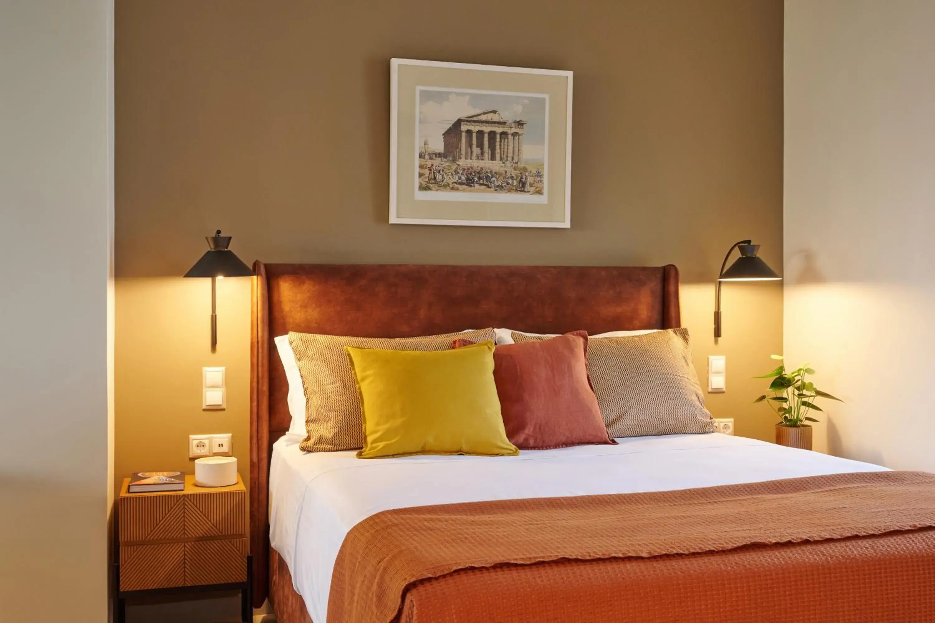 Bed in Rastoni Acropolis Uniquely Located Stylish Apartments Bed in Rastoni Acropolis Uniquely Located Stylish Apartments