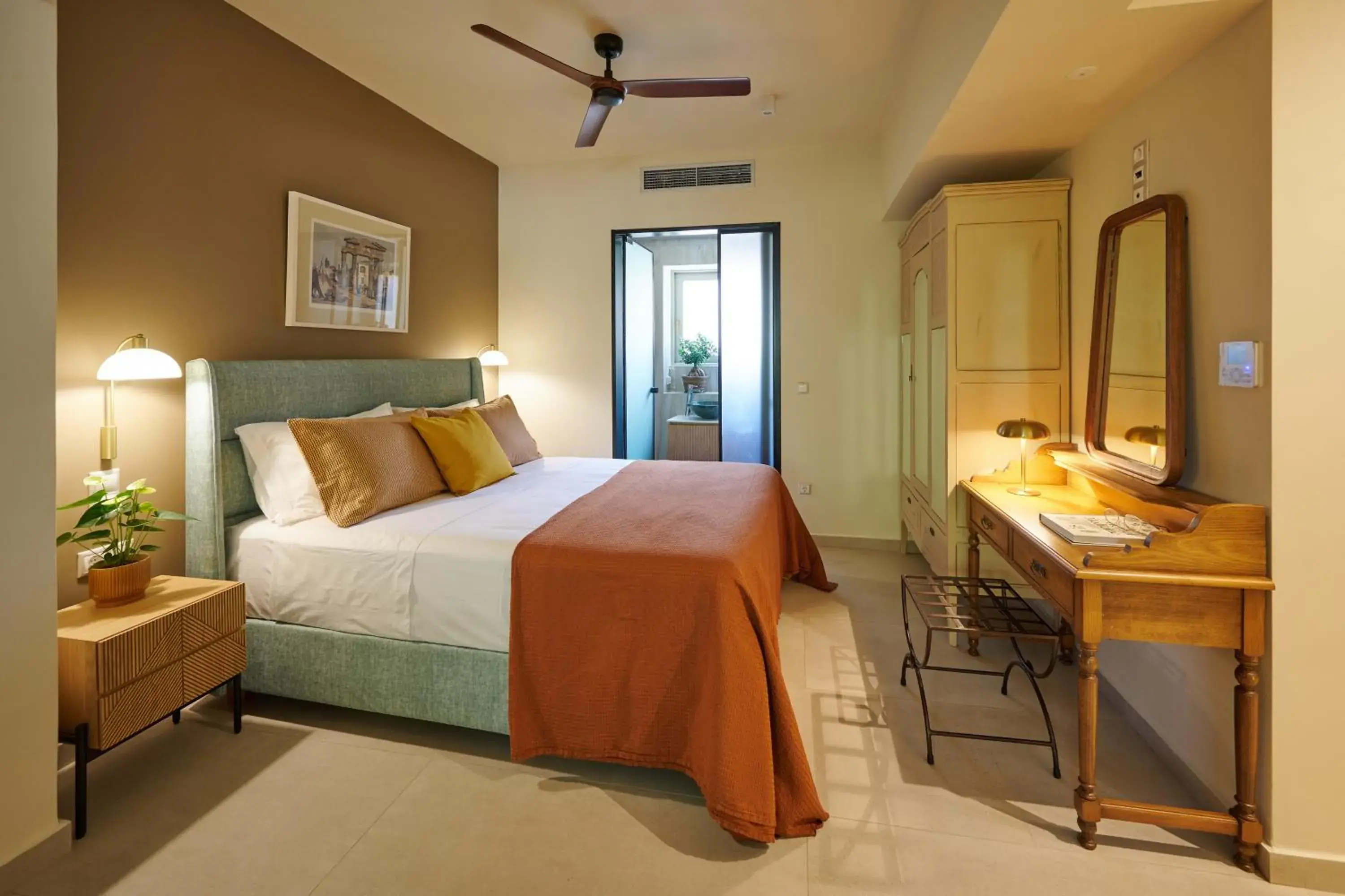 Bed in Rastoni Acropolis Uniquely Located Stylish Apartments Bed in Rastoni Acropolis Uniquely Located Stylish Apartments